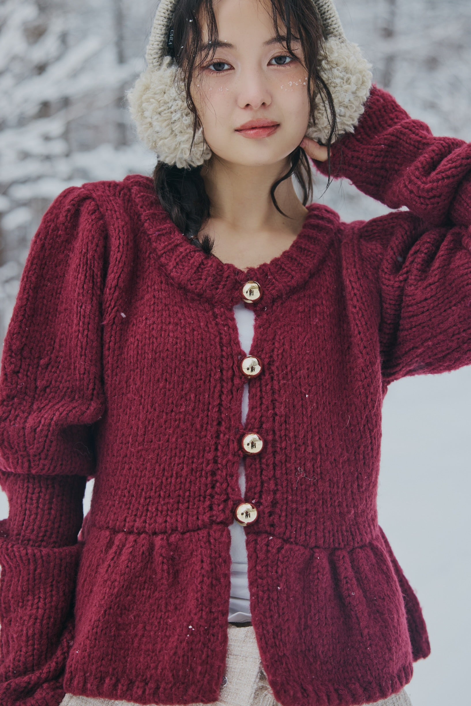 gold button puff sleeve knit