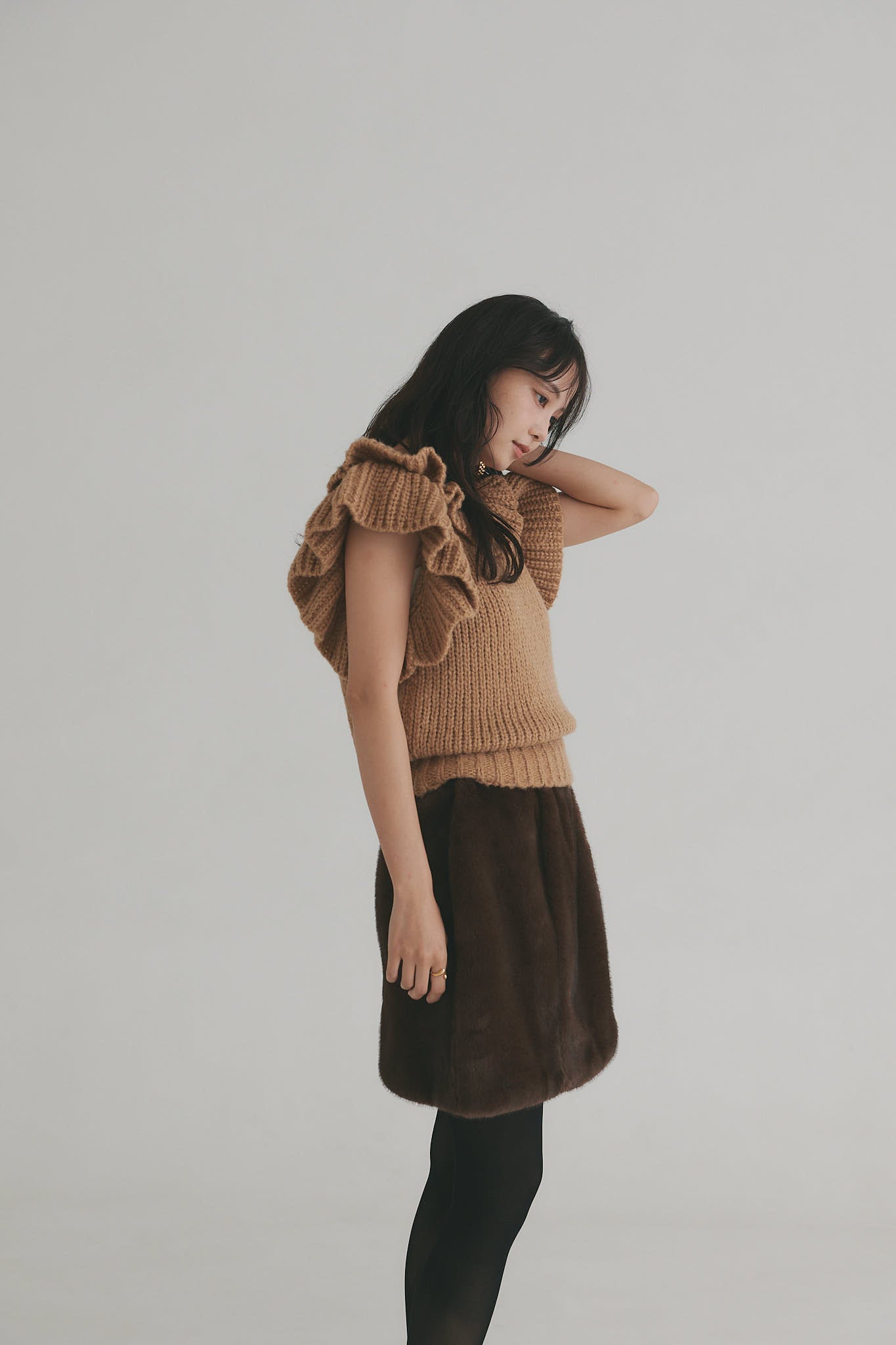 frill neck petal knit
