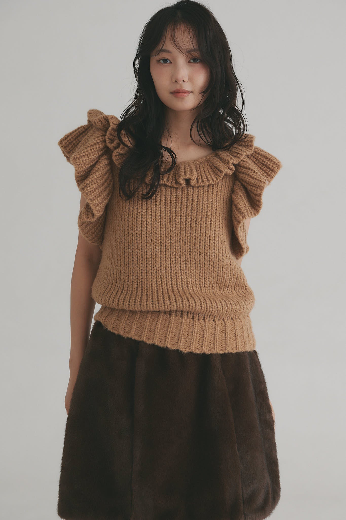 frill neck petal knit