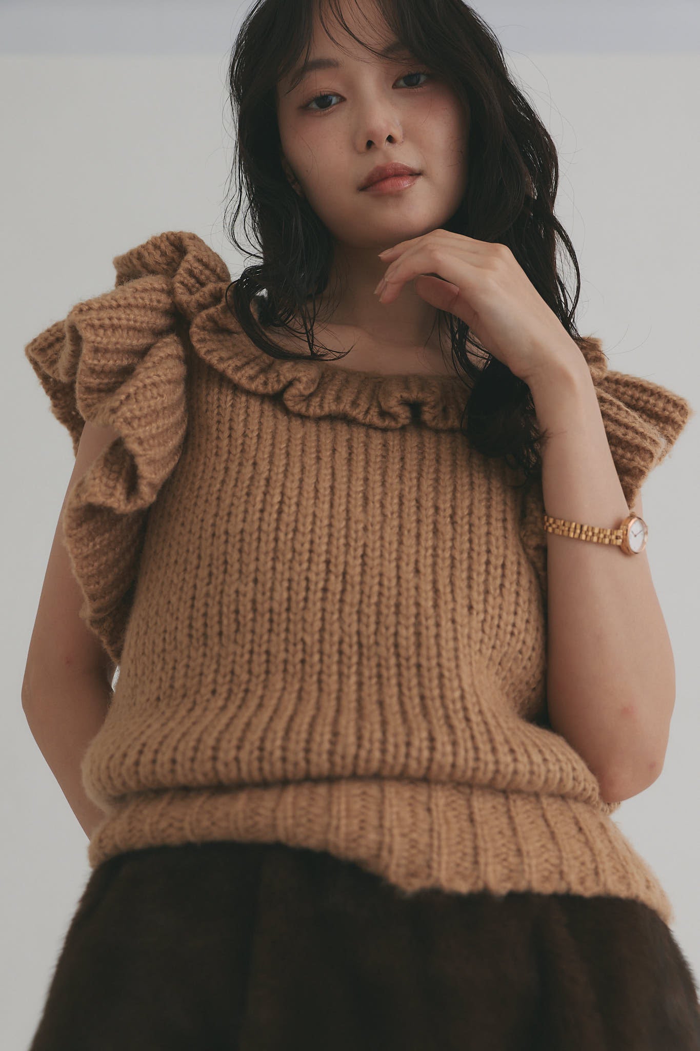 frill neck petal knit