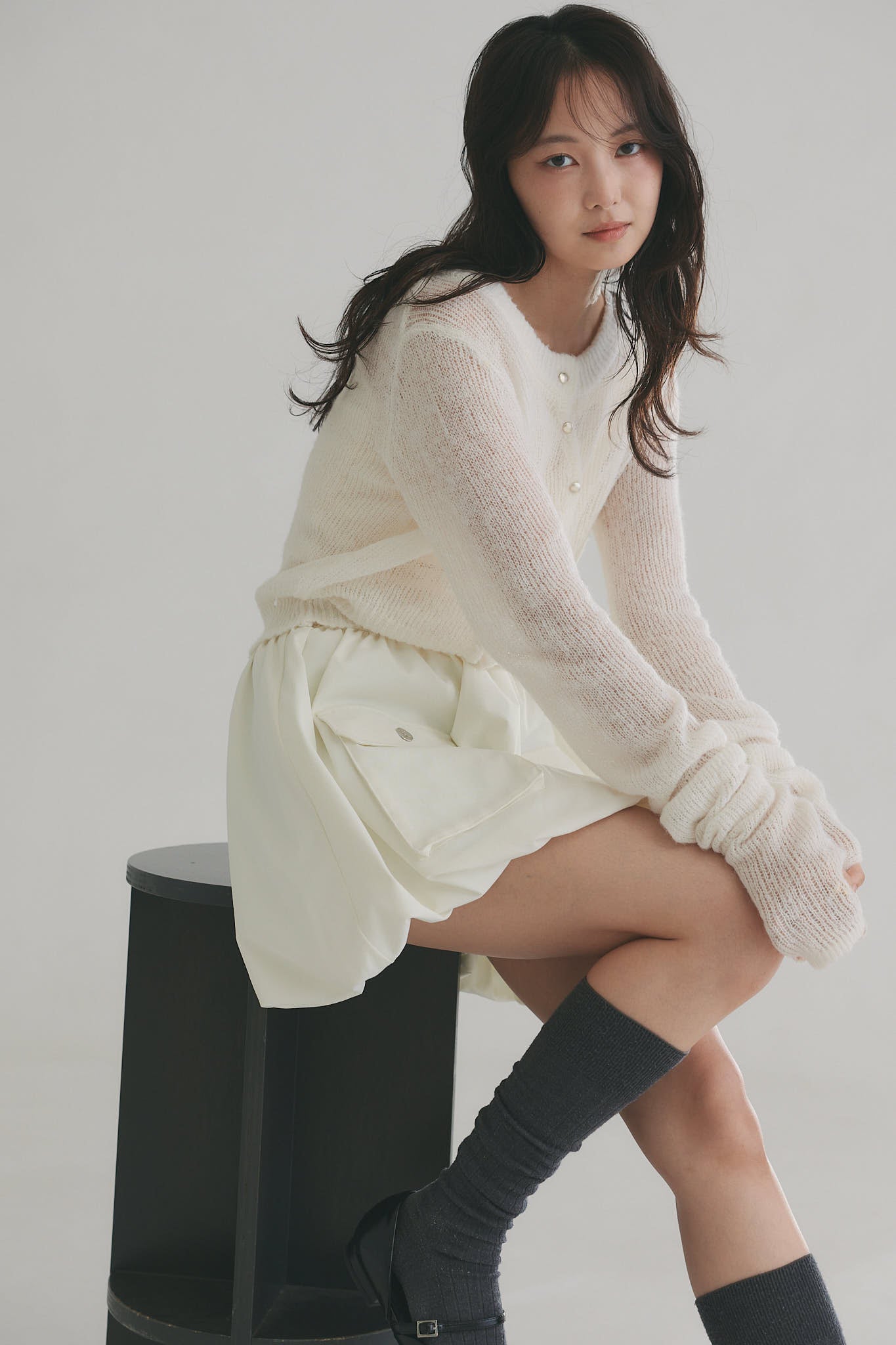 wave design sheer knit