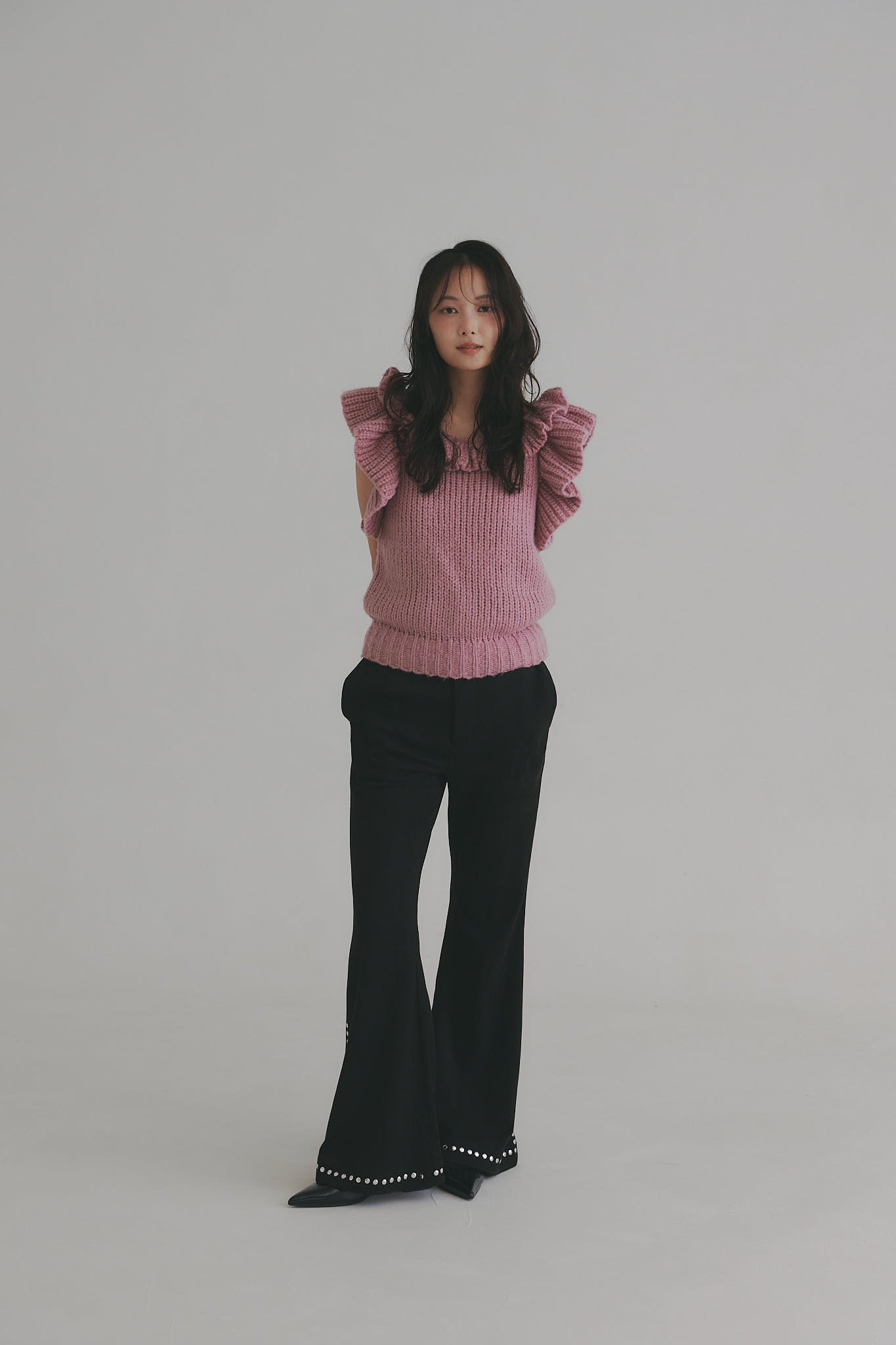 frill neck petal knit