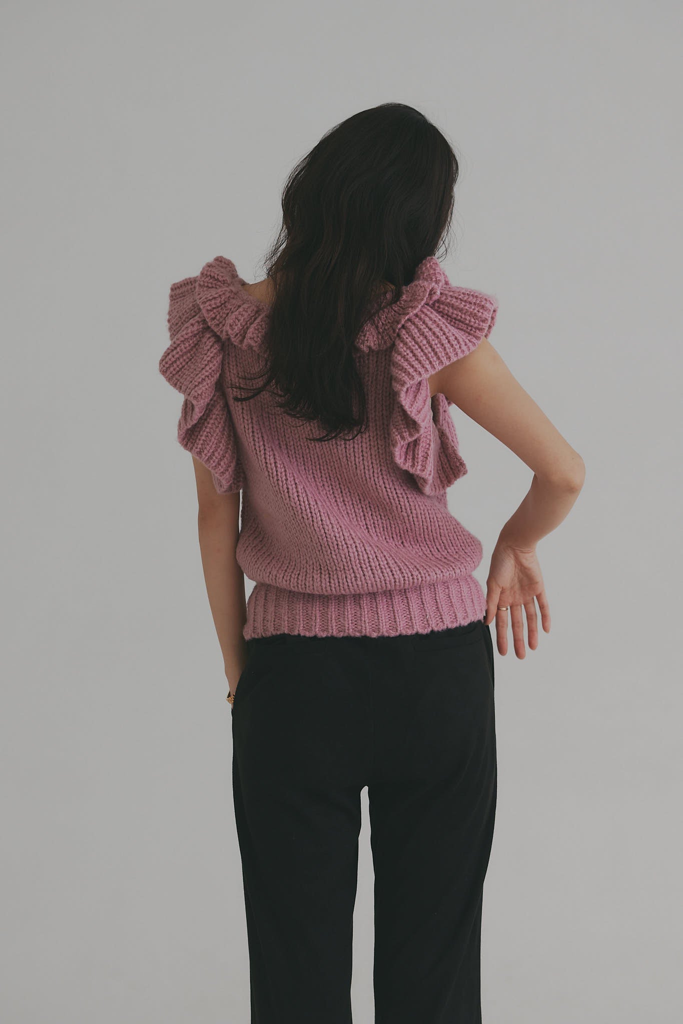 frill neck petal knit