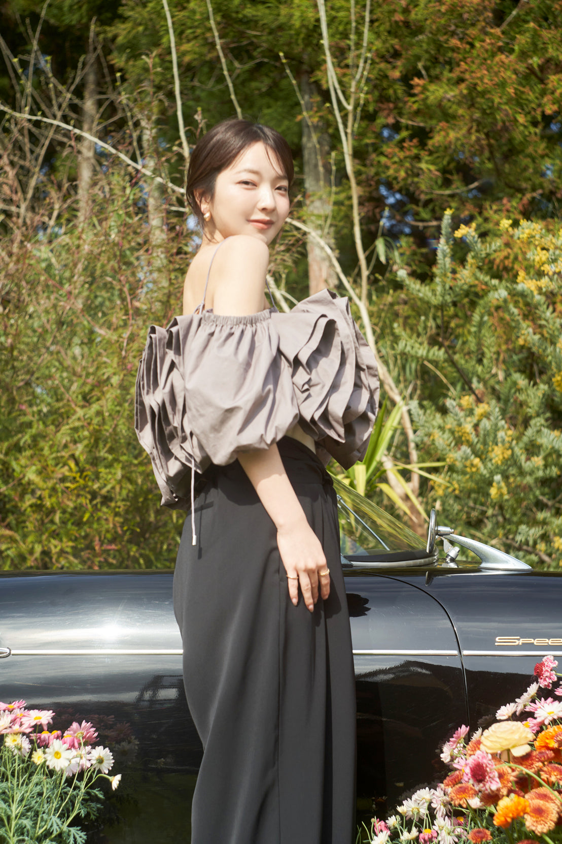 volume off shoulder blouse