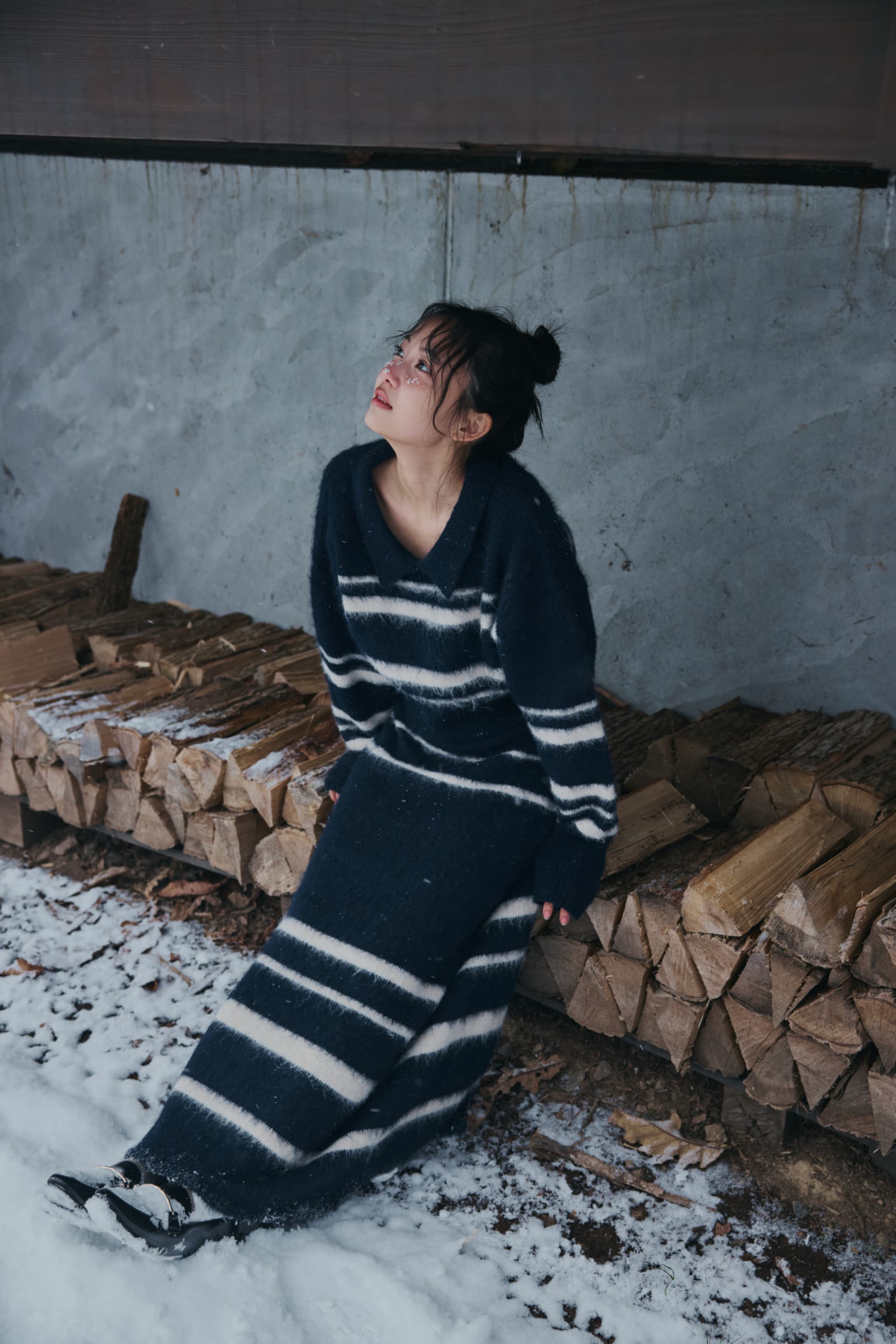 nuance border collar knit