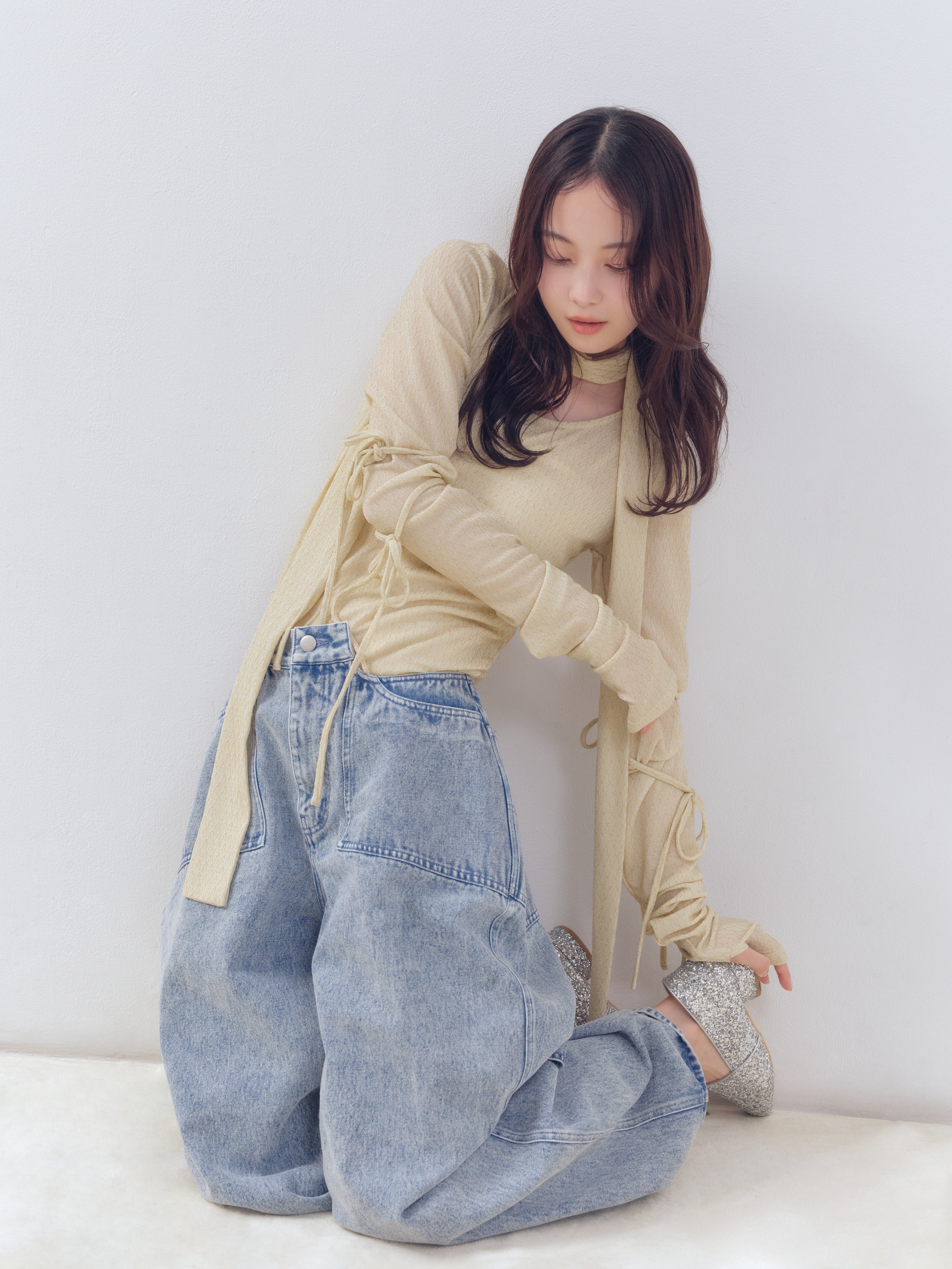 back slit curve denim pants