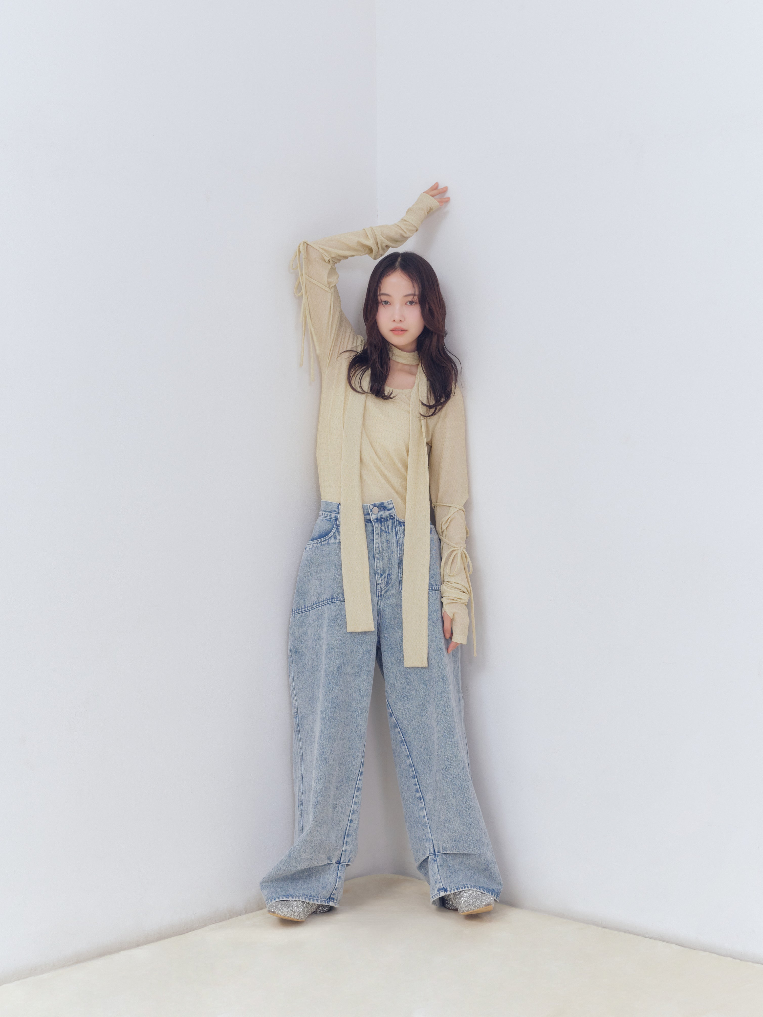 back slit curve denim pants