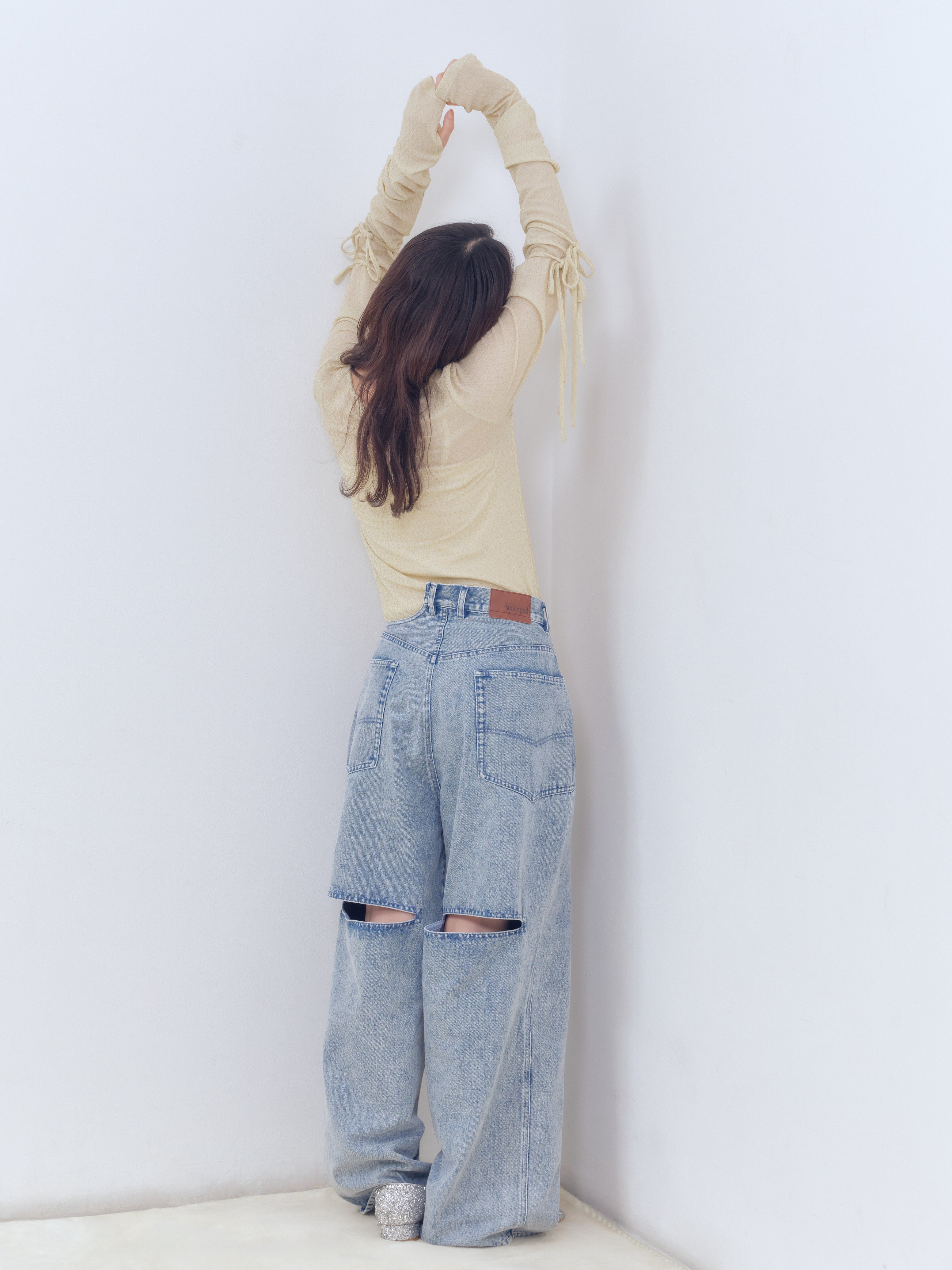 back slit curve denim pants