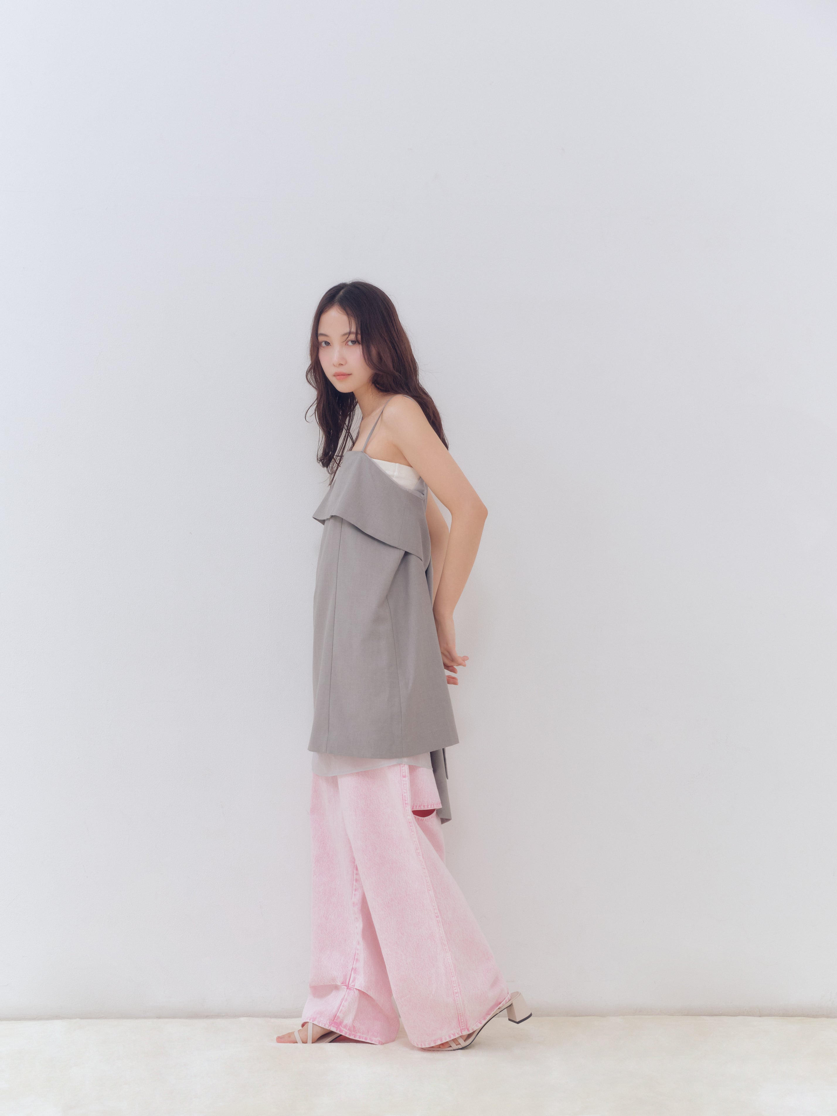 back slit curve denim pants