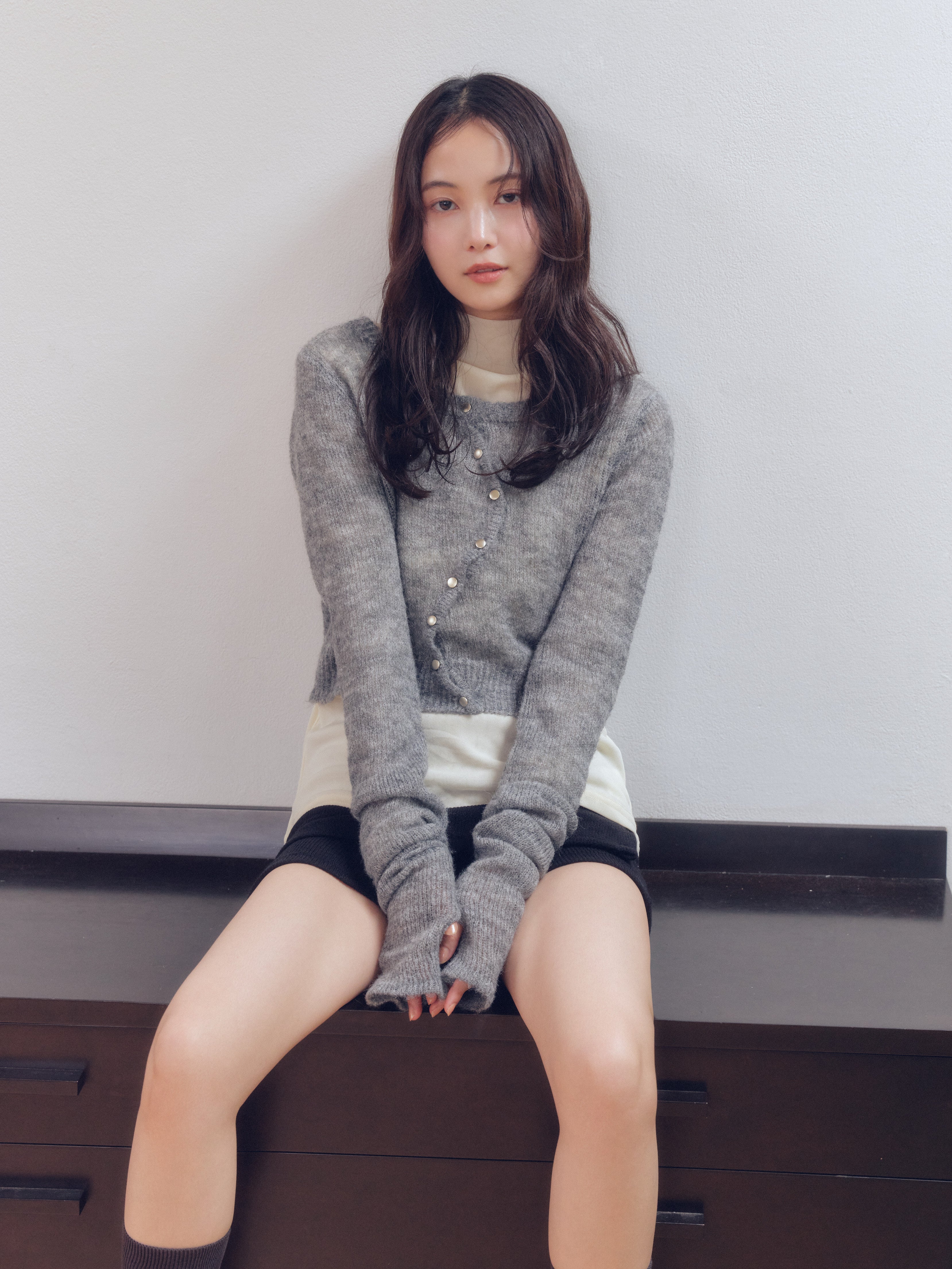 wave design sheer knit