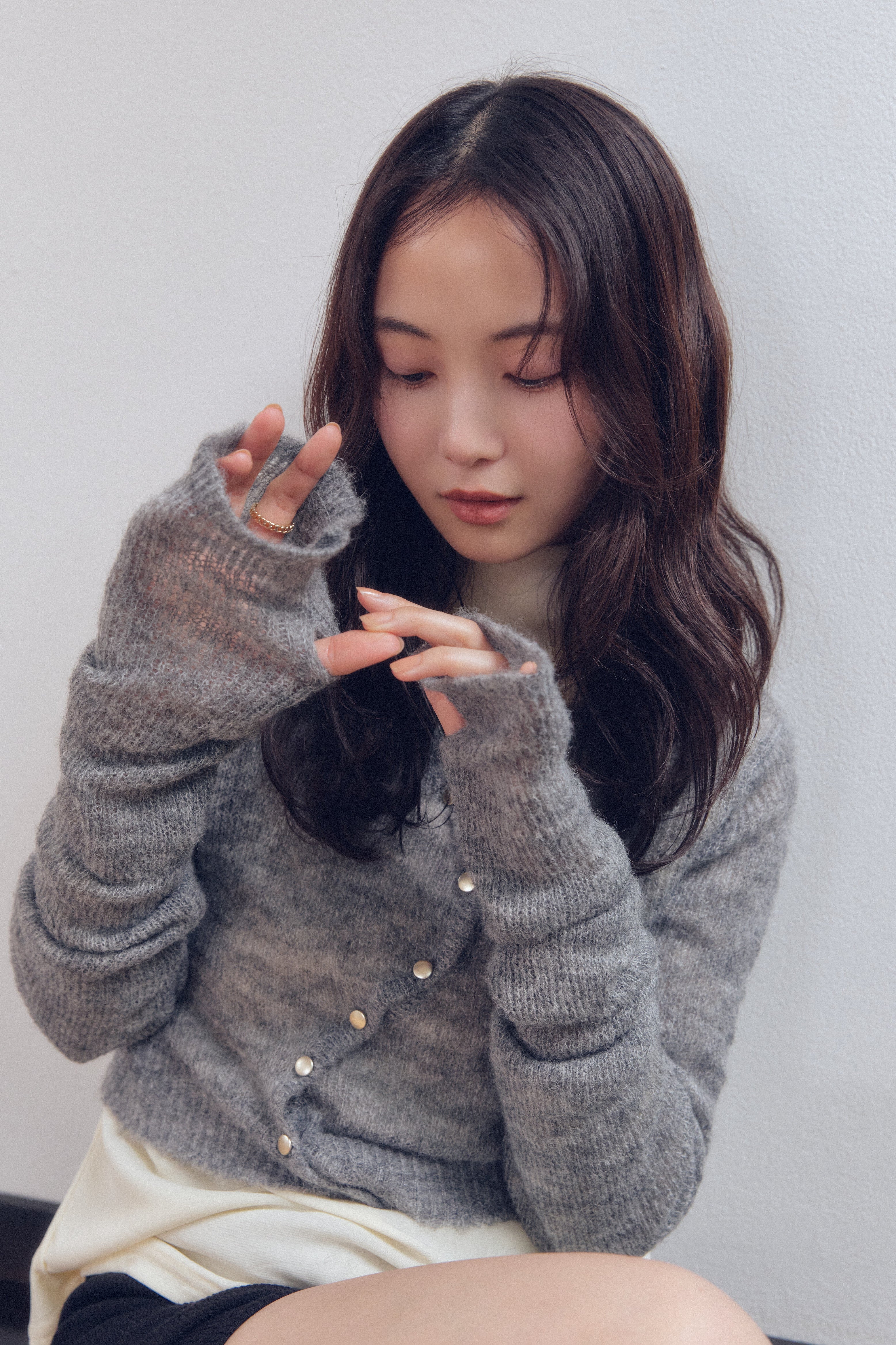 wave design sheer knit