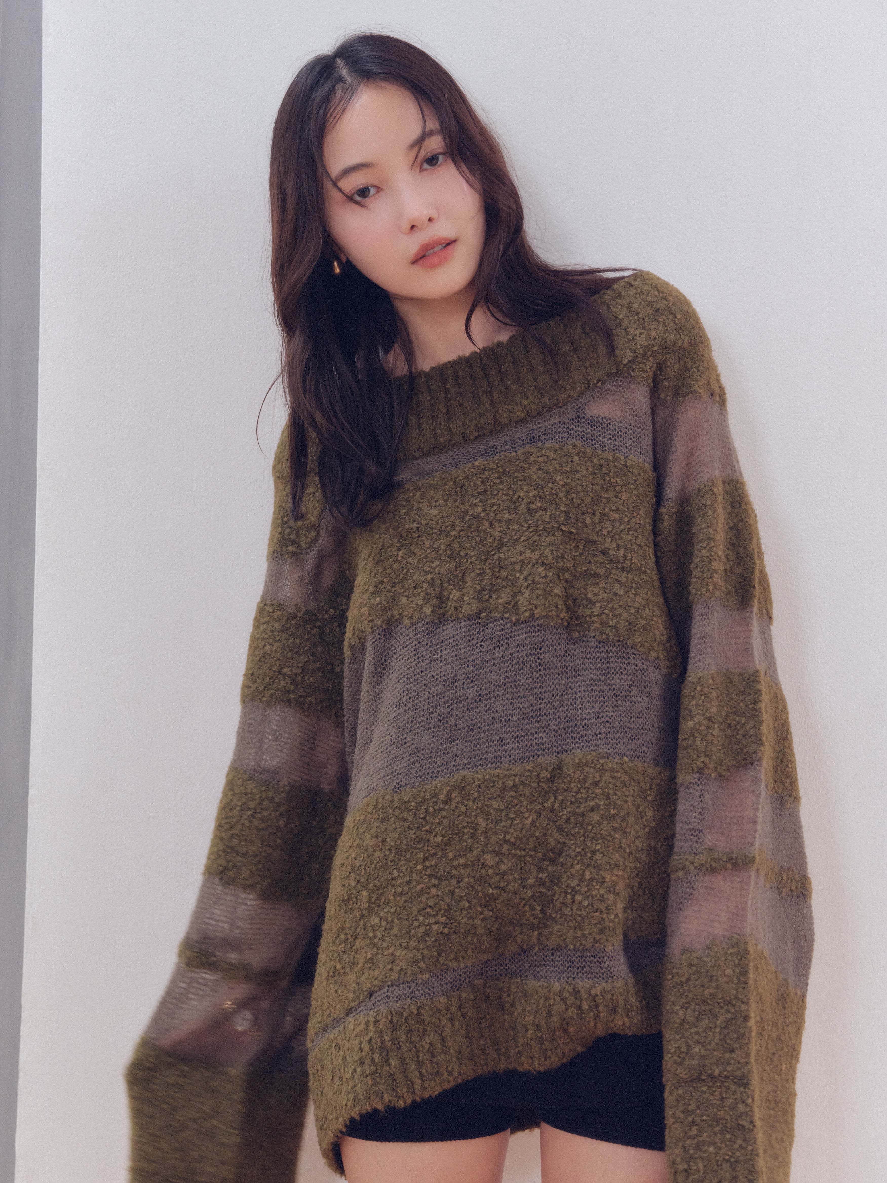sheer pattern knit