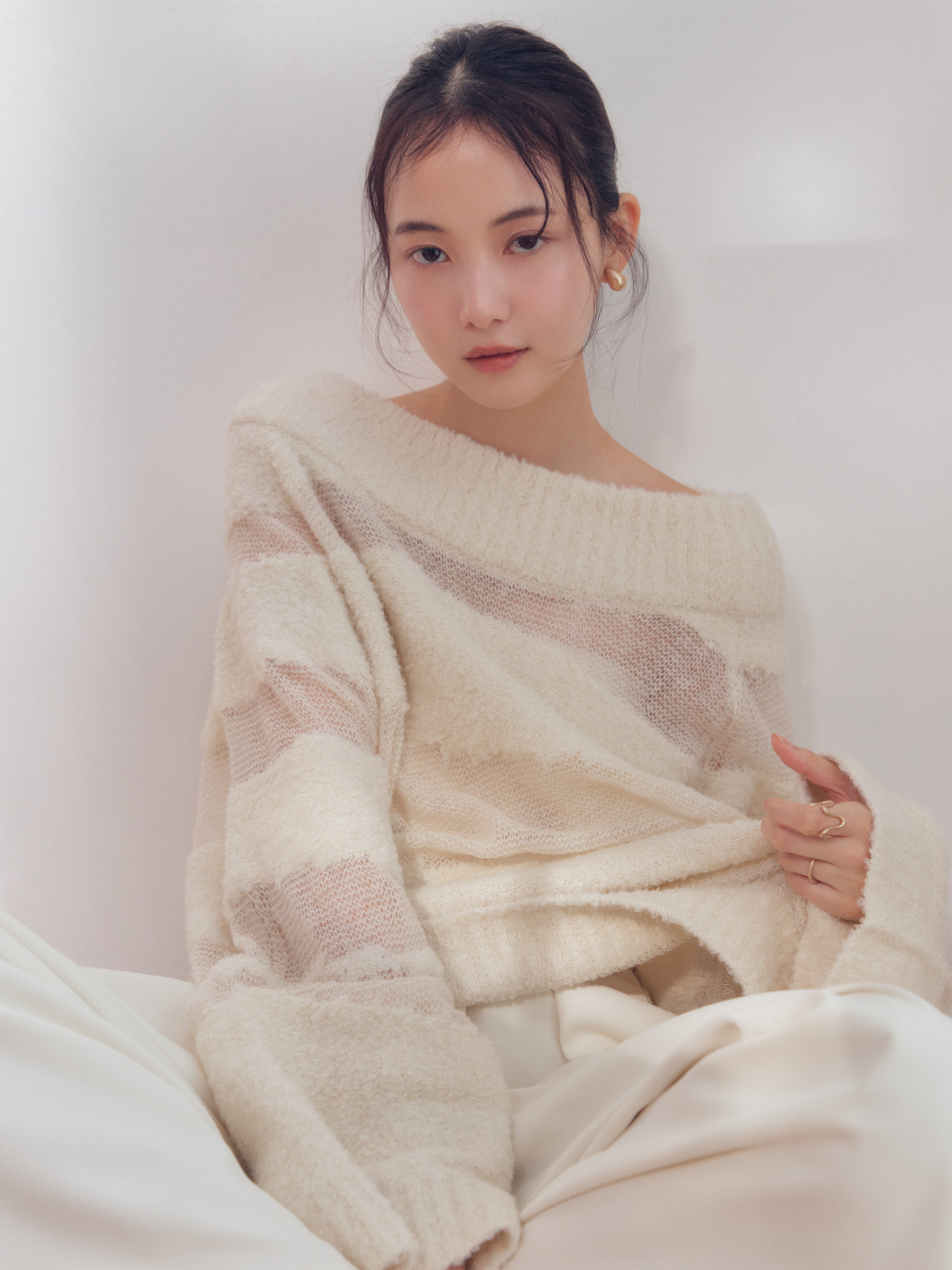 sheer pattern knit