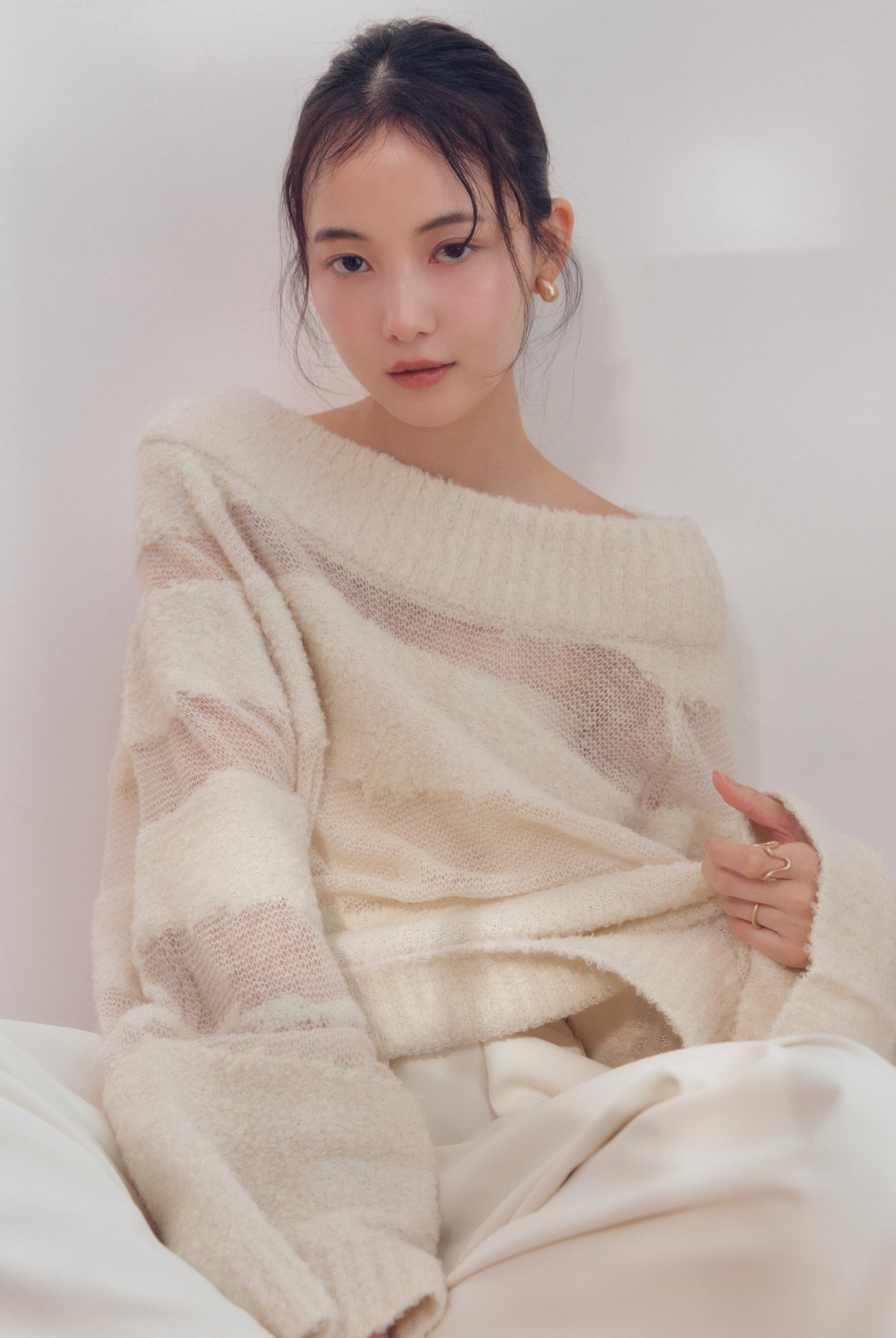 sheer pattern knit