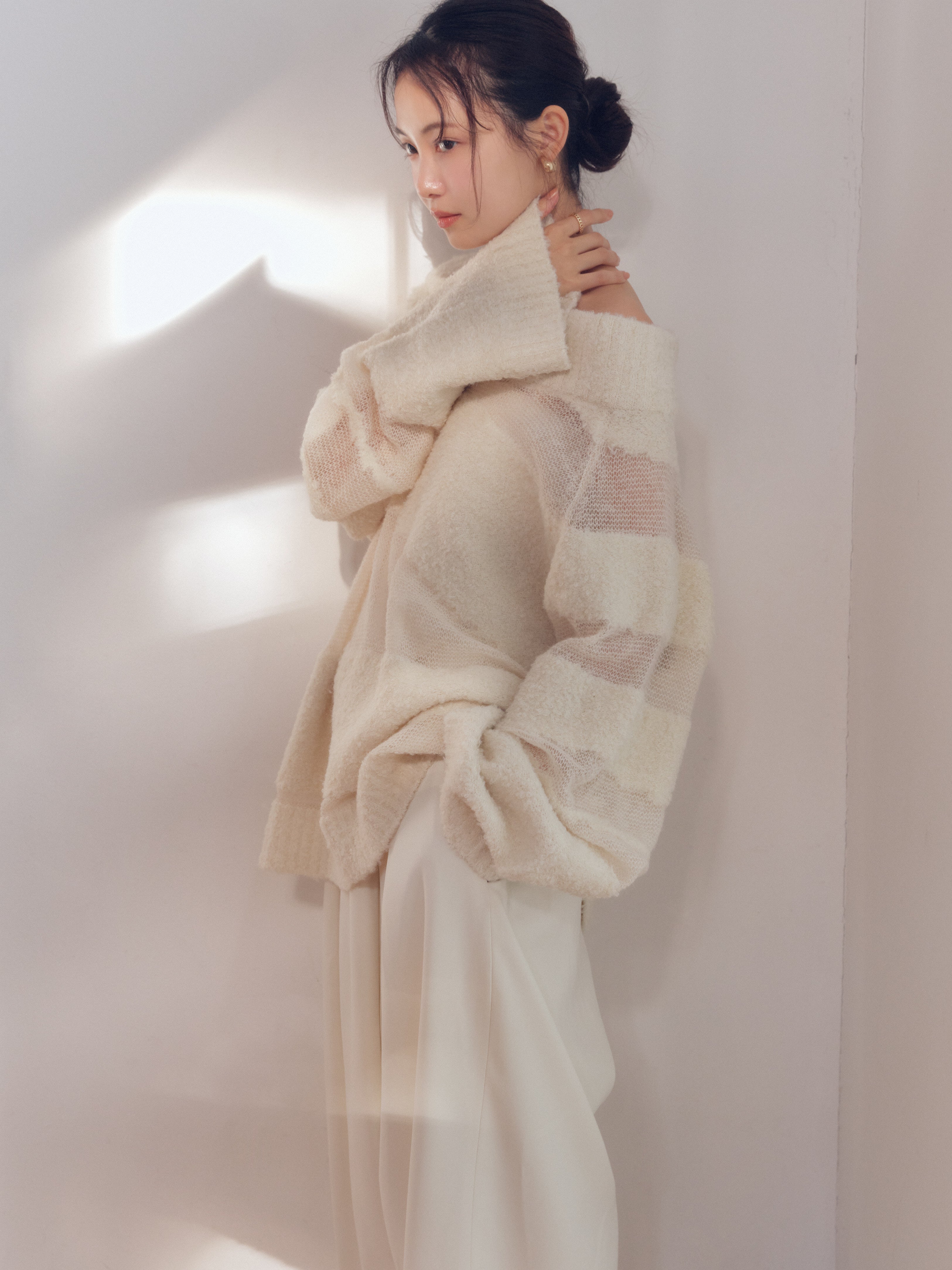 sheer pattern knit