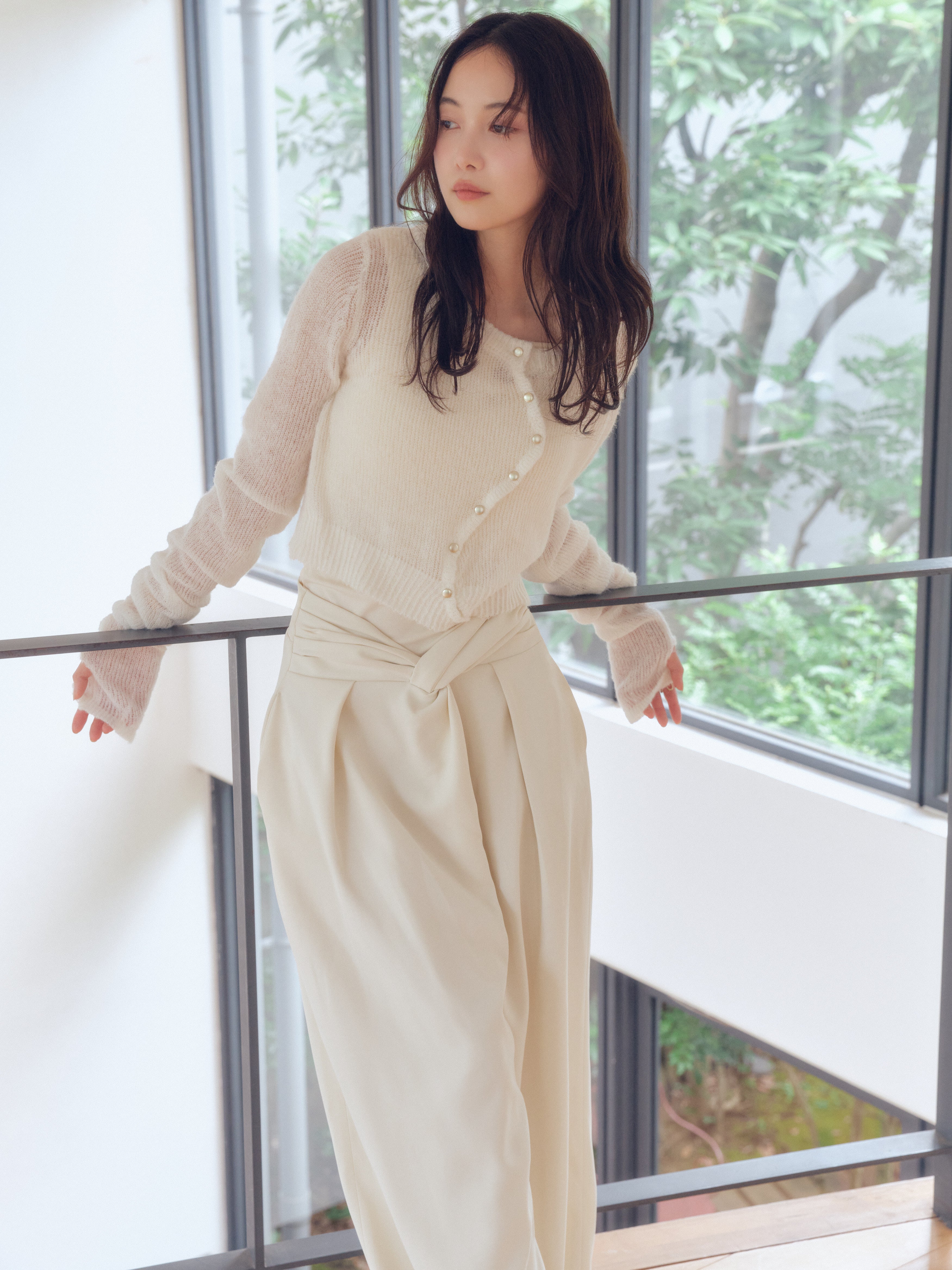 wave design sheer knit