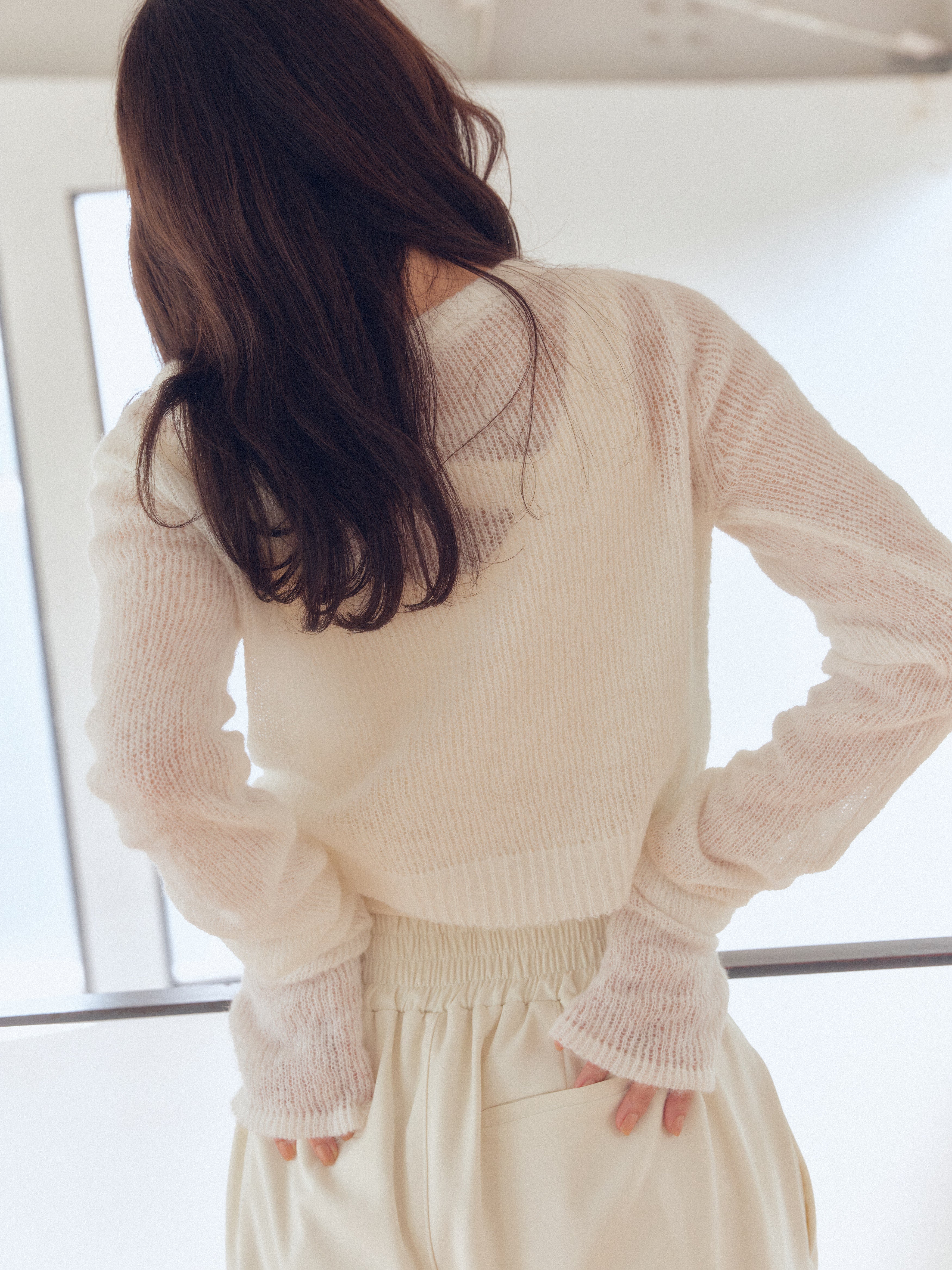 wave design sheer knit