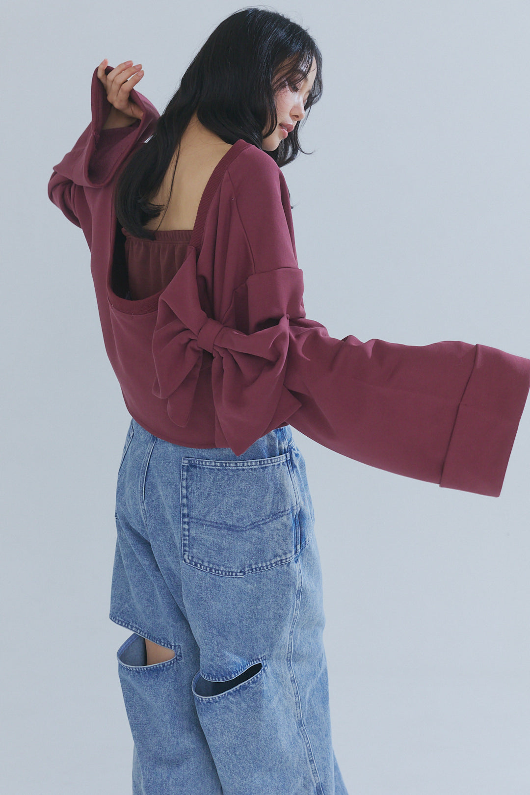 back open ribbon sweat