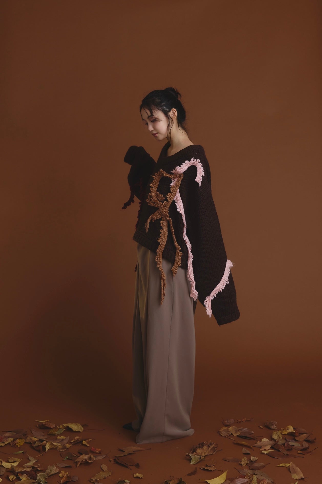 asymmetry fringe knit