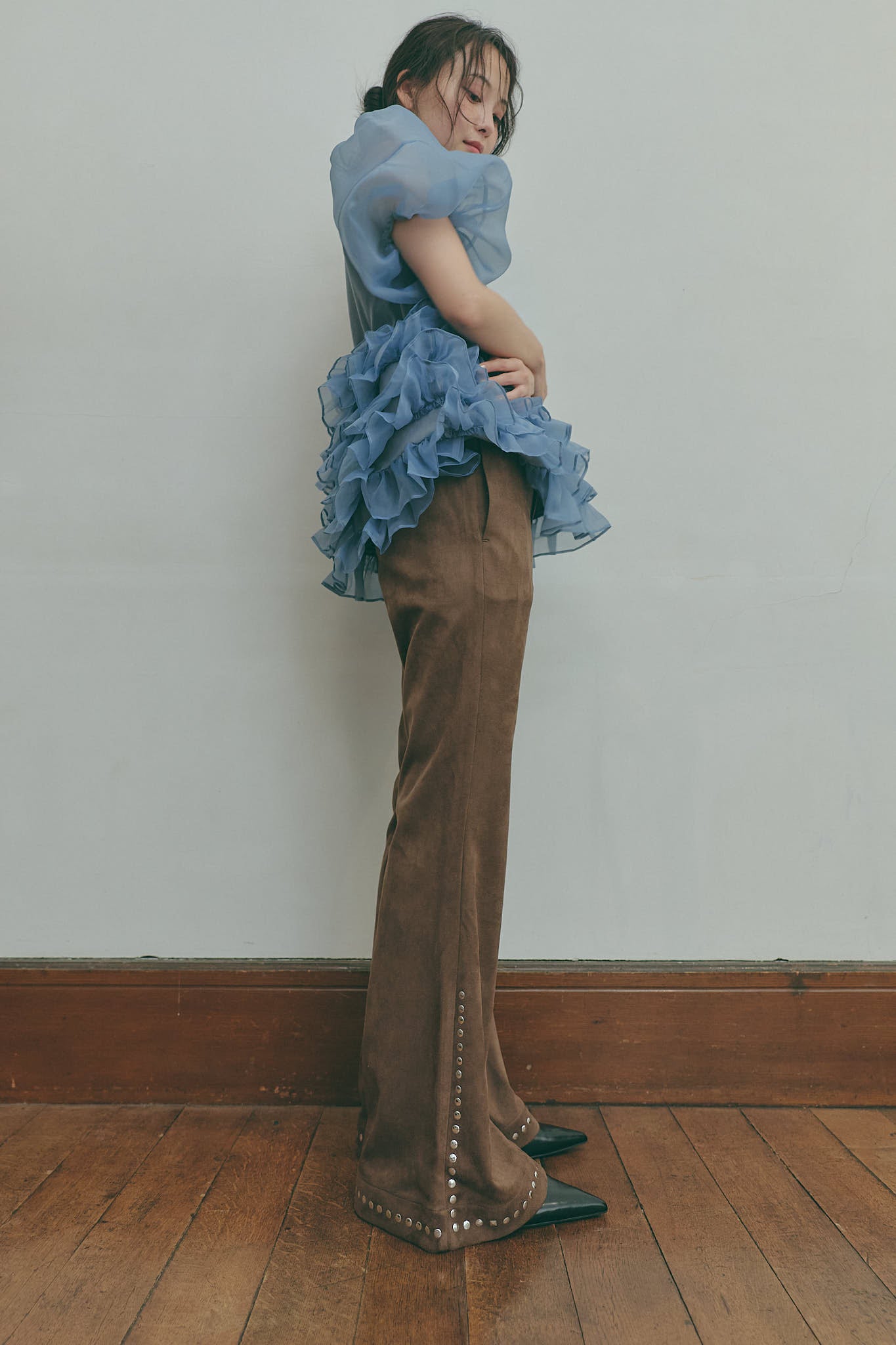 studs suede flare pants