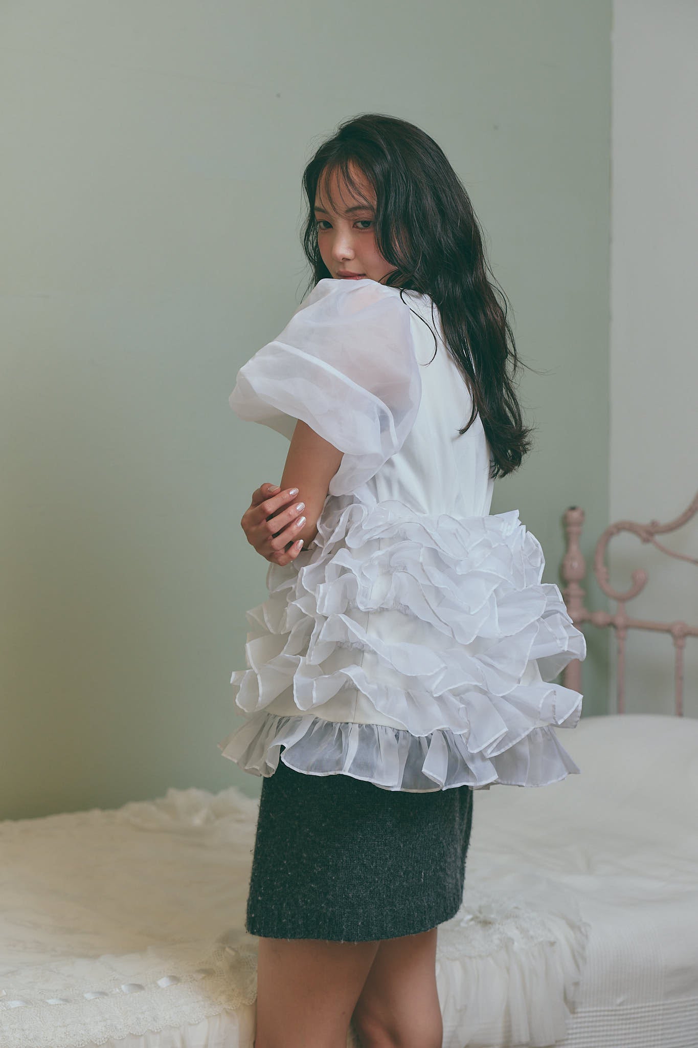 cloud frill blouse