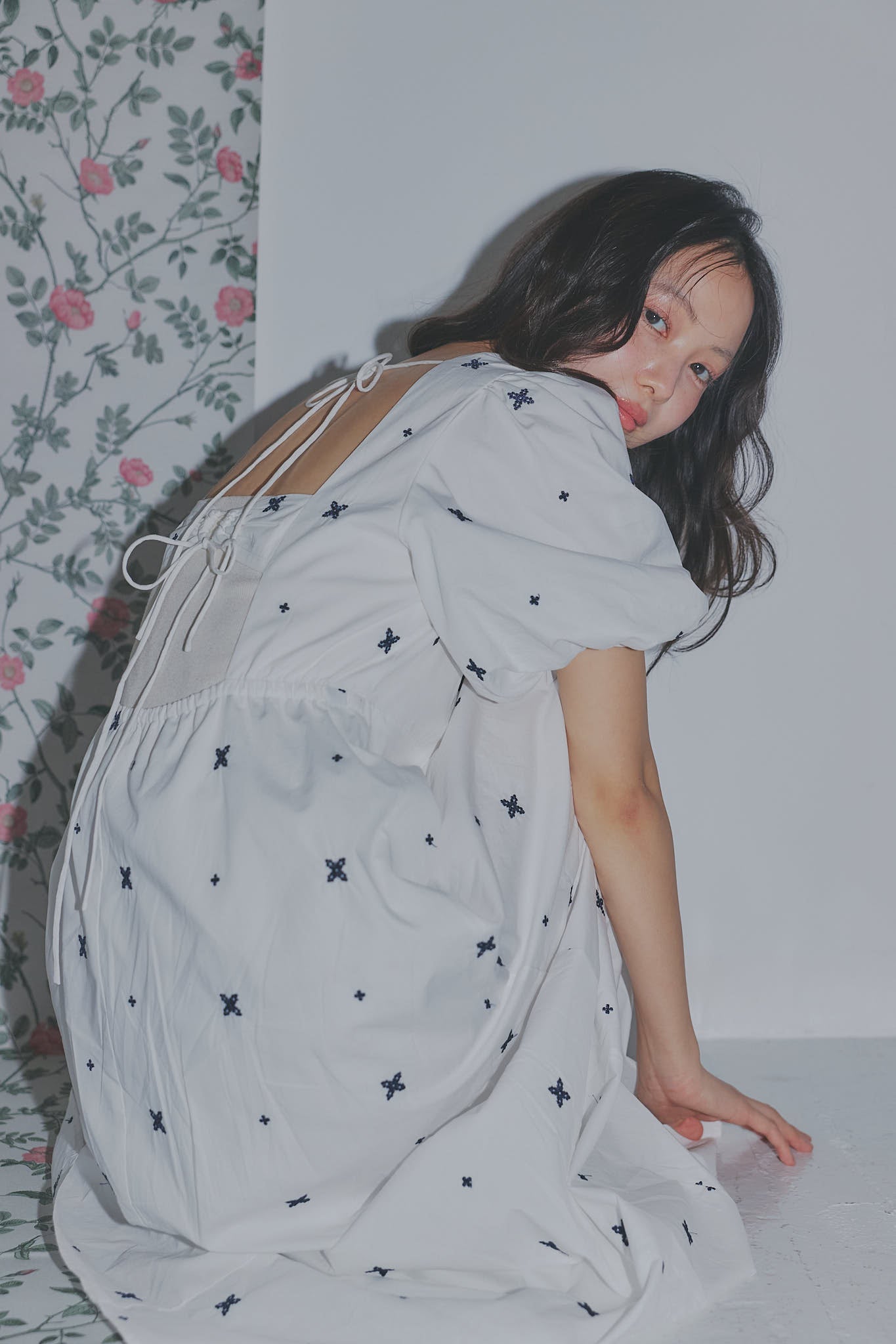 embroidery puff one-piece