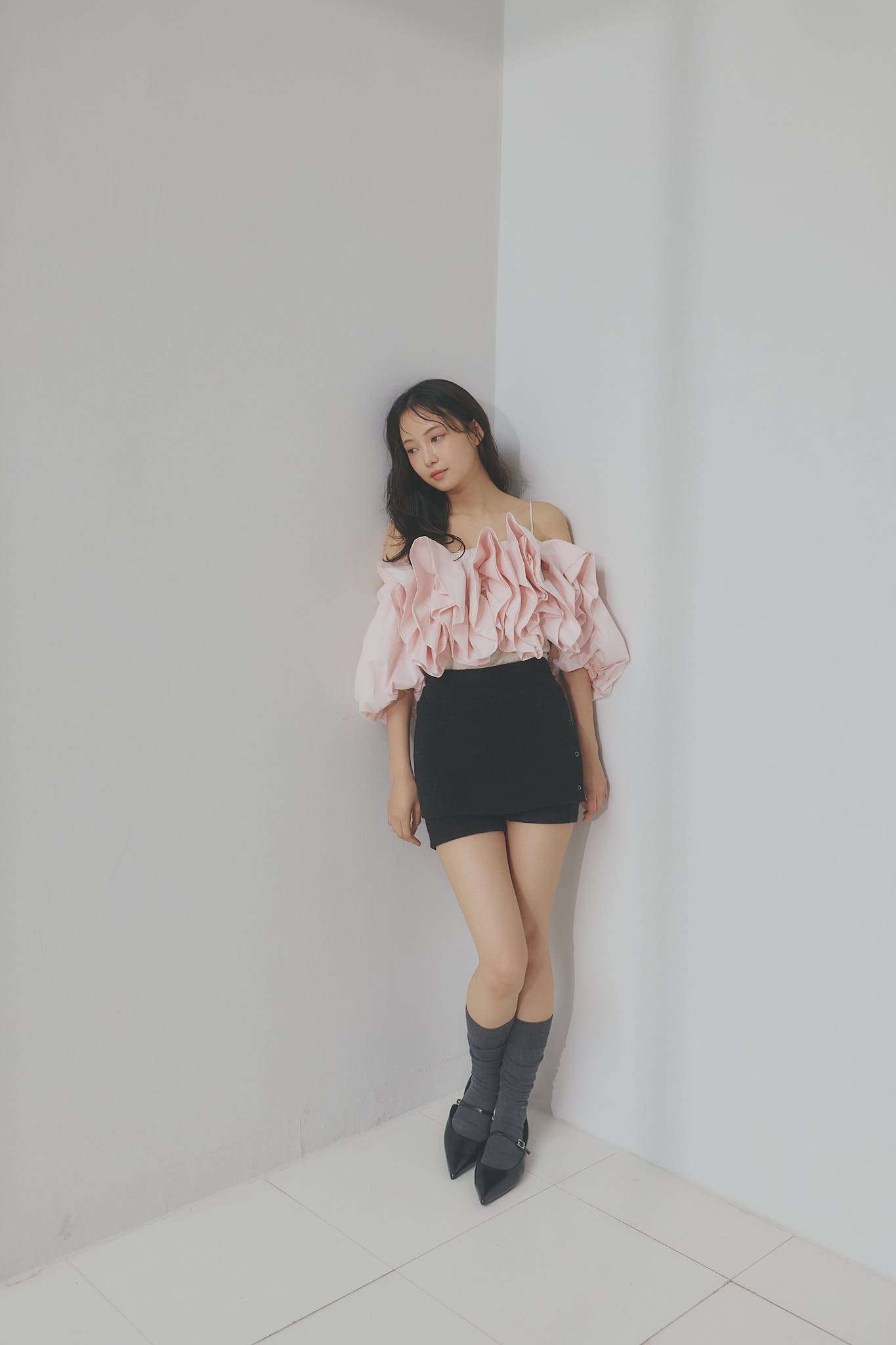 volume off shoulder blouse