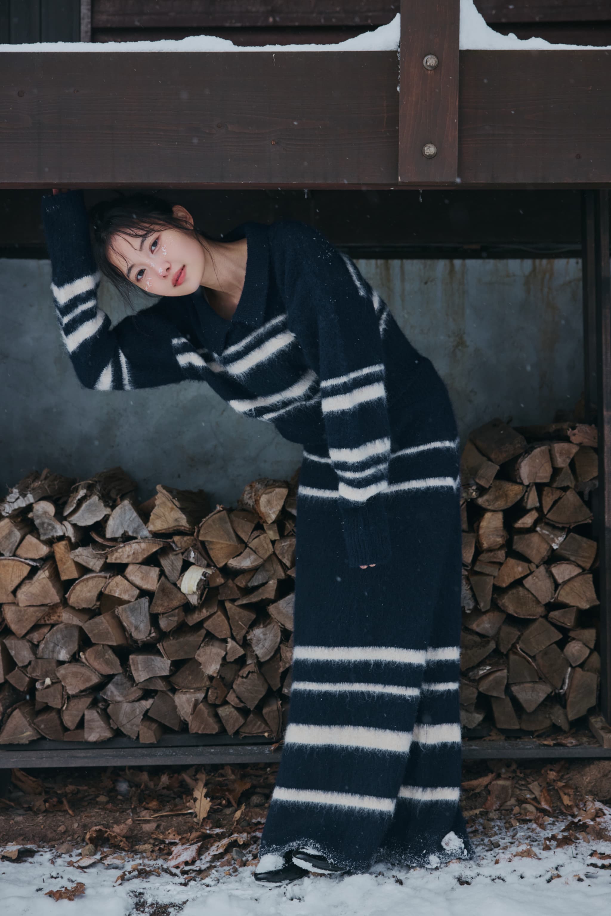 nuance border collar knit