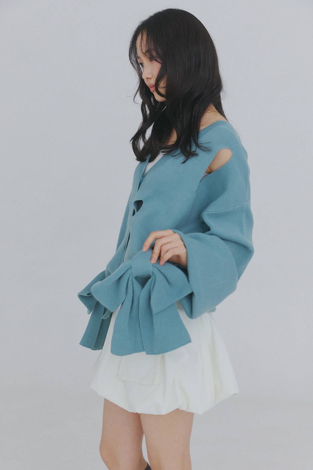hole ribbon spring cardigan