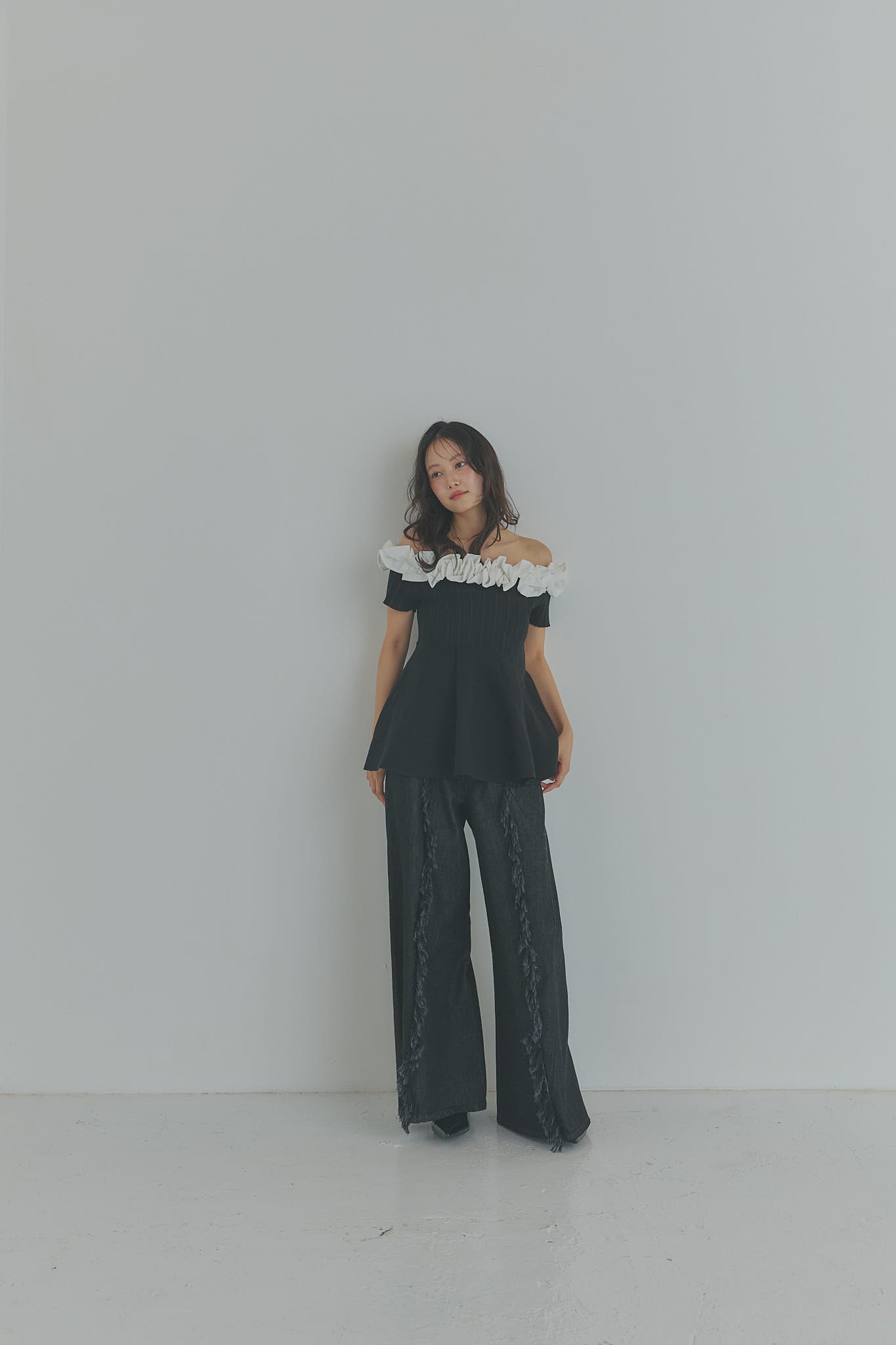 off shoulder frill knit
