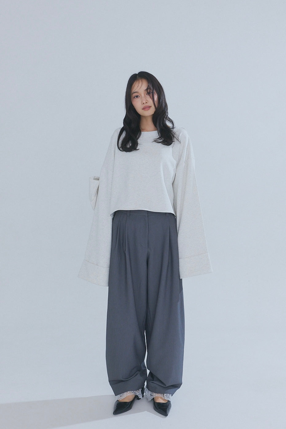 back open ribbon sweat