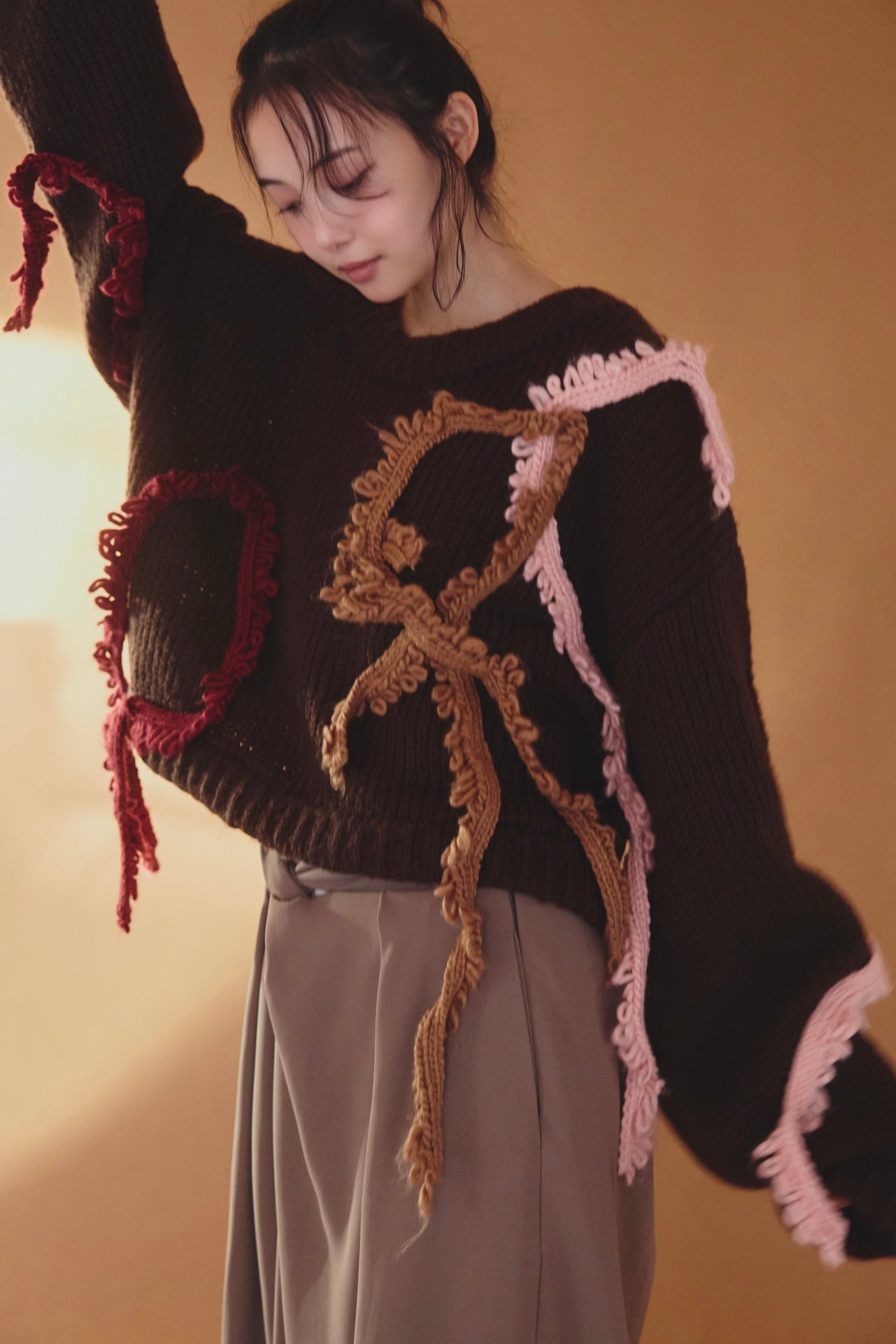 asymmetry fringe knit