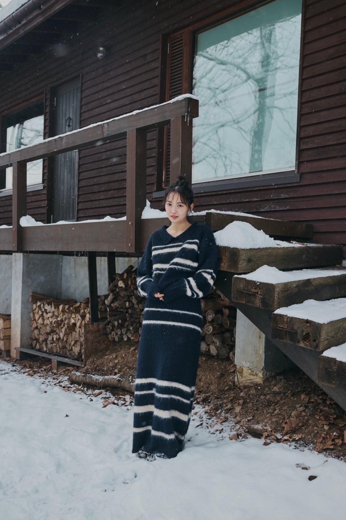 nuance border collar knit