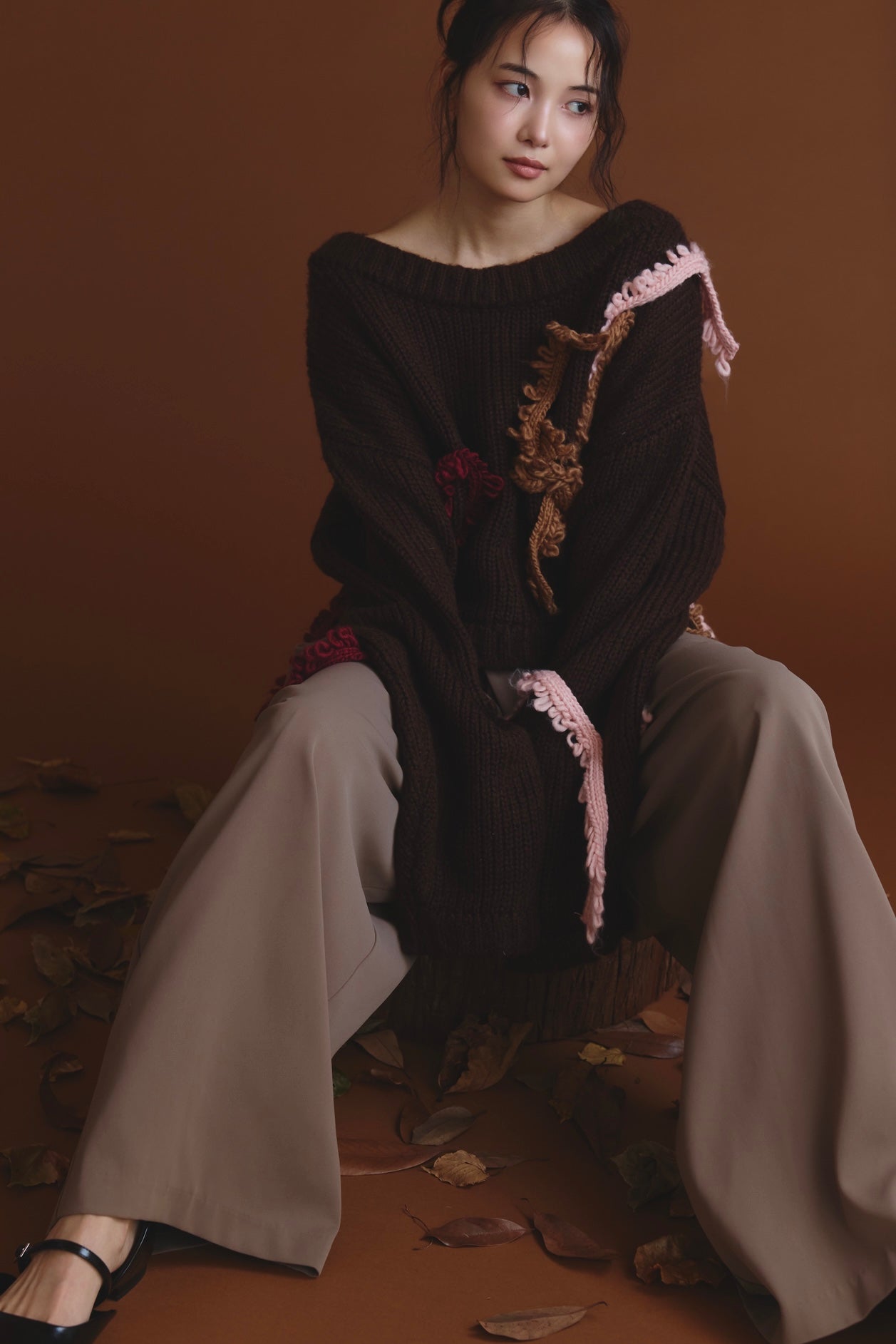 asymmetry fringe knit