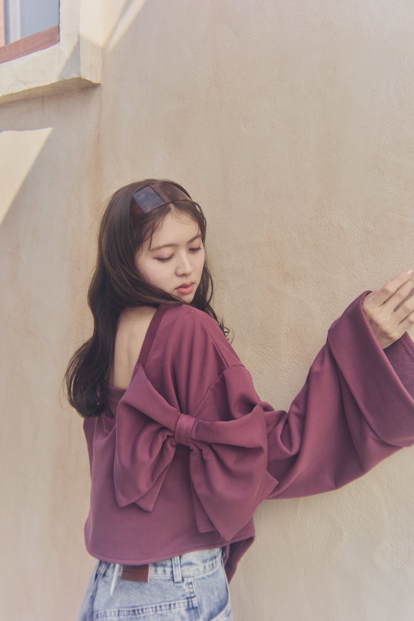 back open ribbon sweat