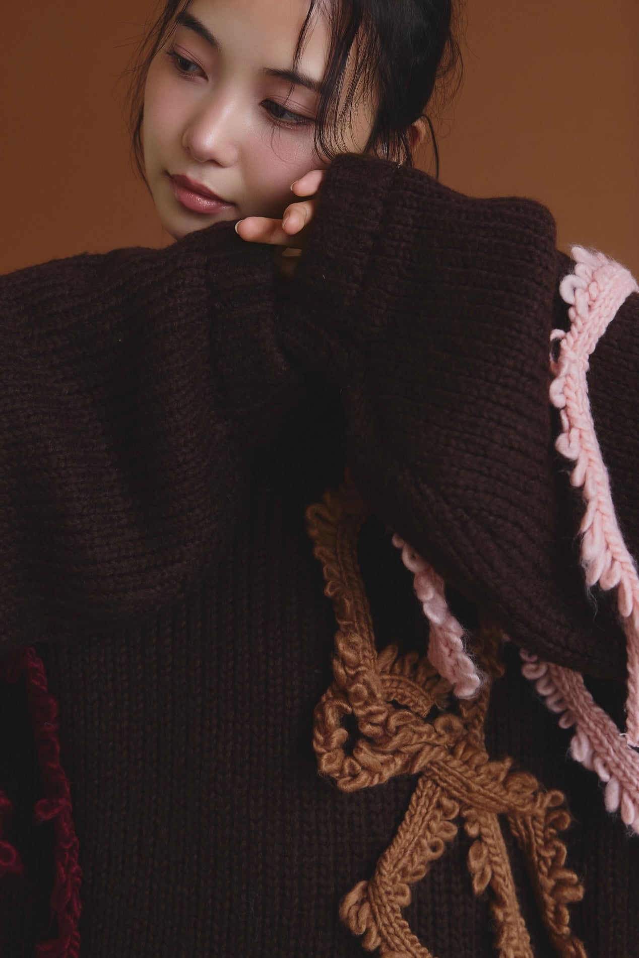 asymmetry fringe knit