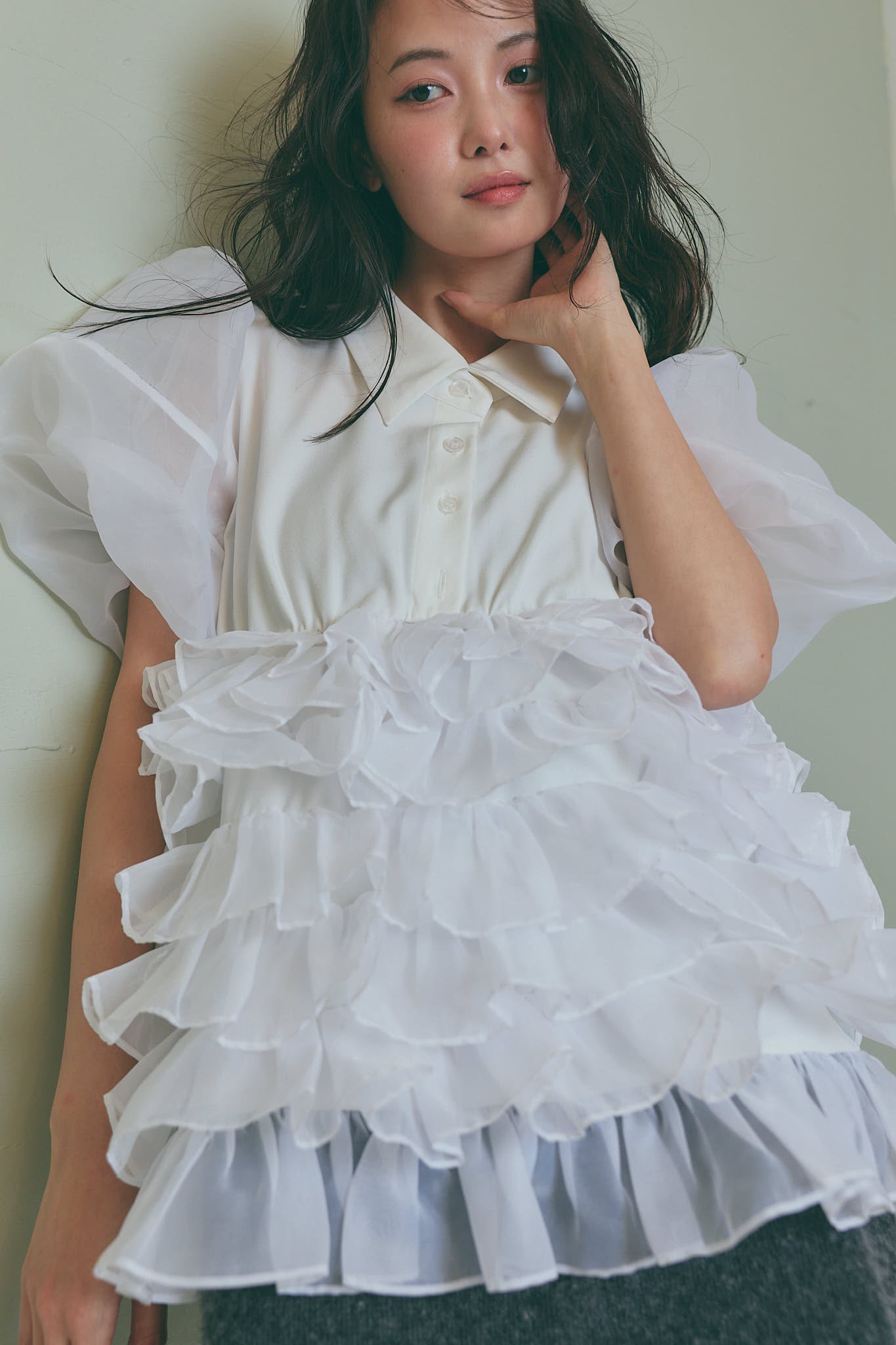 cloud frill blouse