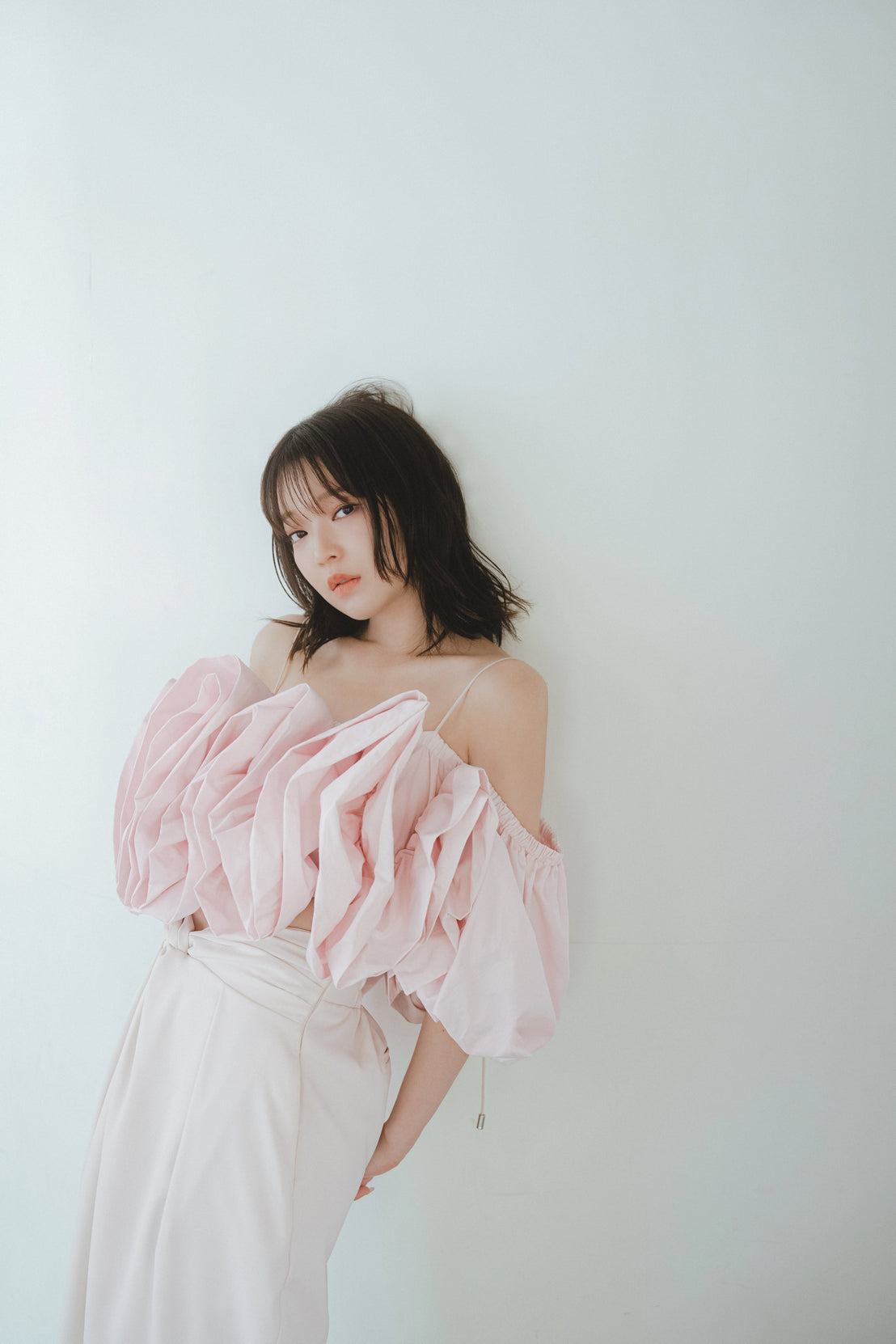 volume off shoulder blouse