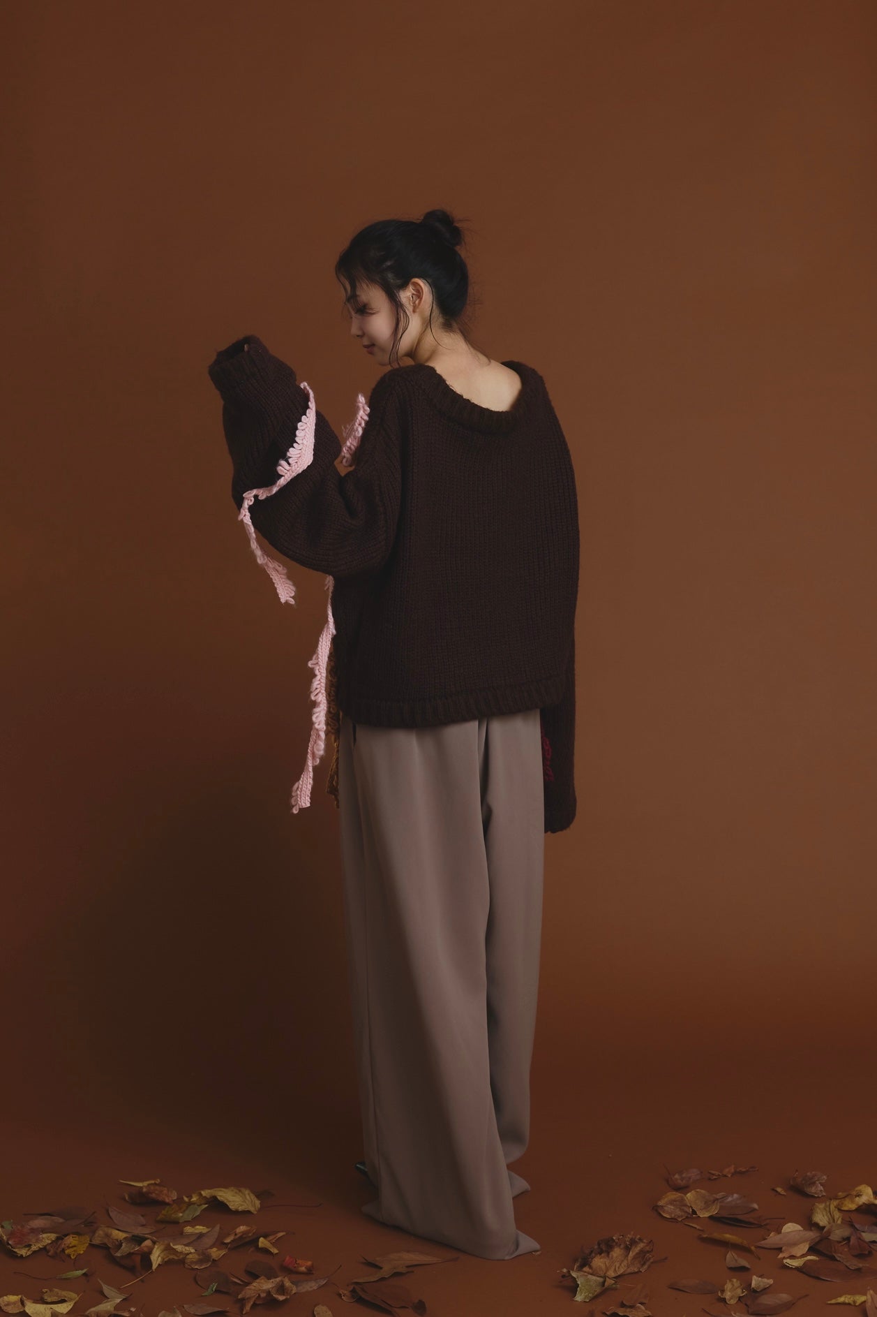 asymmetry fringe knit
