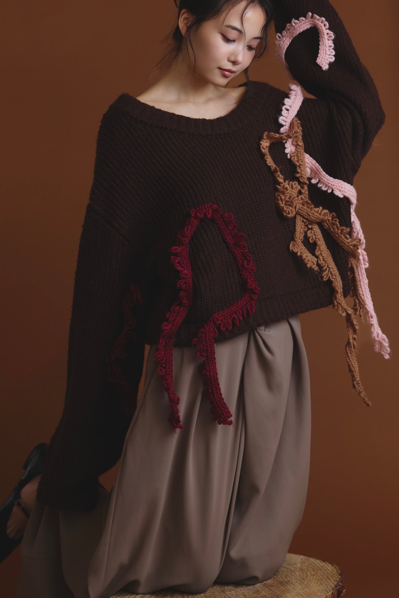 asymmetry fringe knit