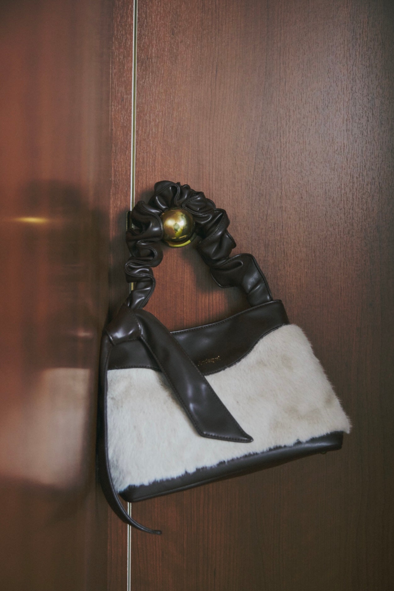 gather handle fur bag