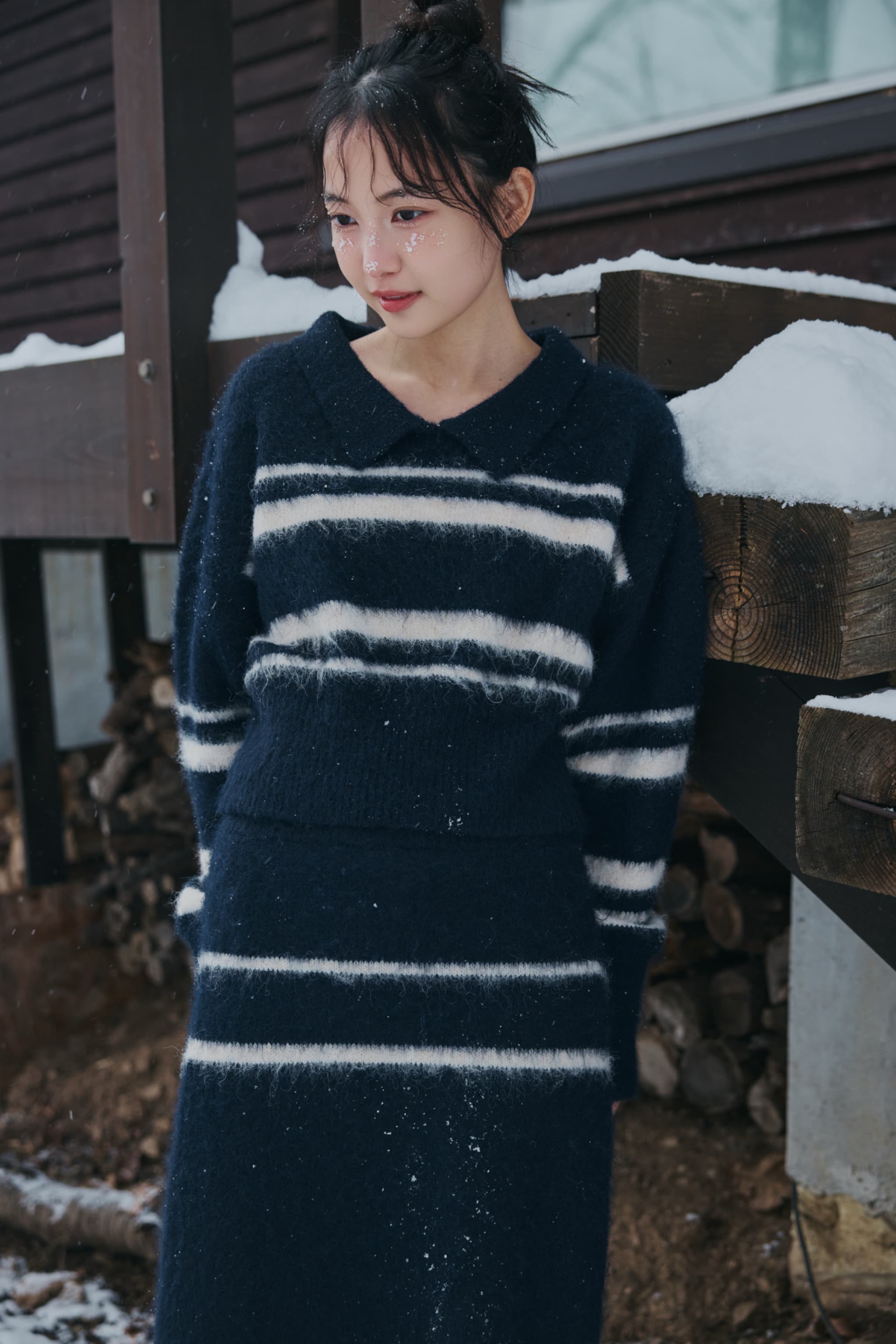nuance border collar knit