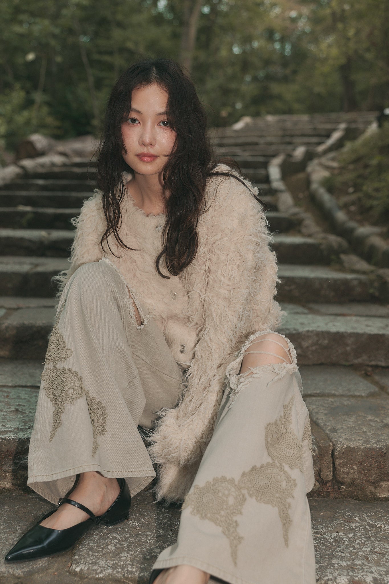 lace damaged denim［9月中旬から下旬お届け］
