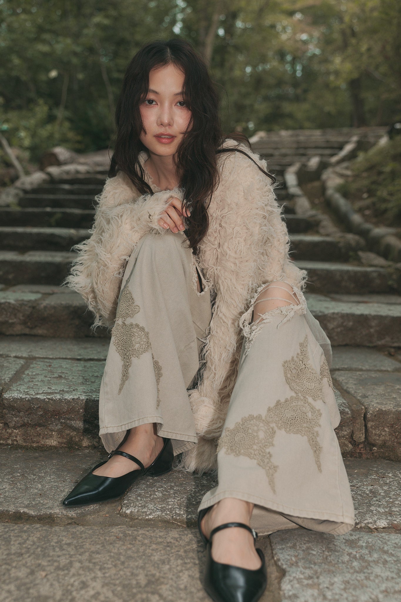 lace damaged denim［9月中旬から下旬お届け］