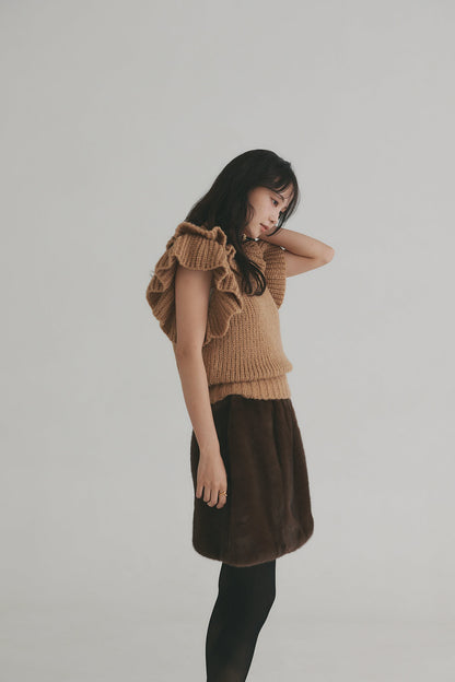 frill neck petal knit