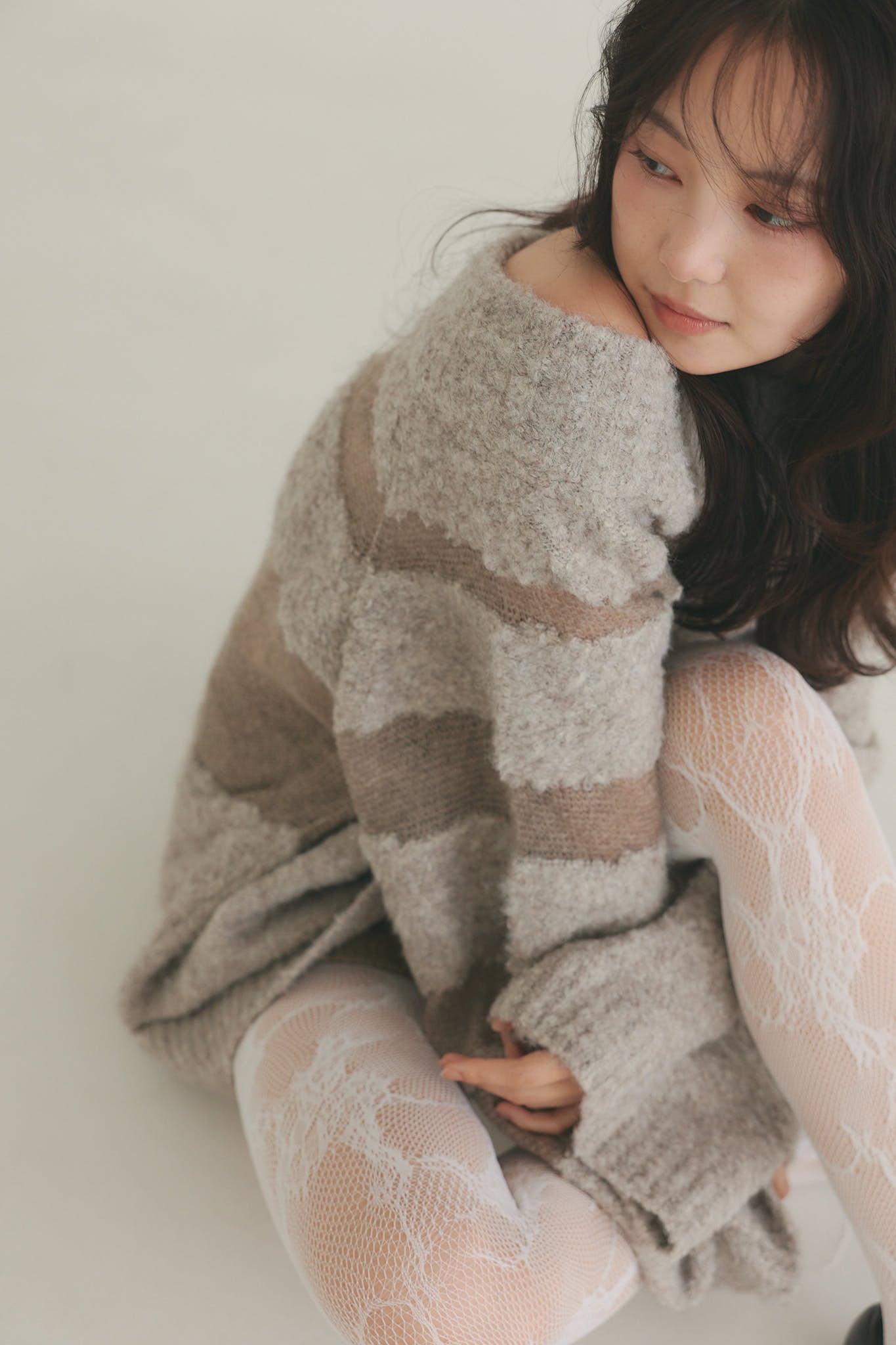 sheer pattern knit