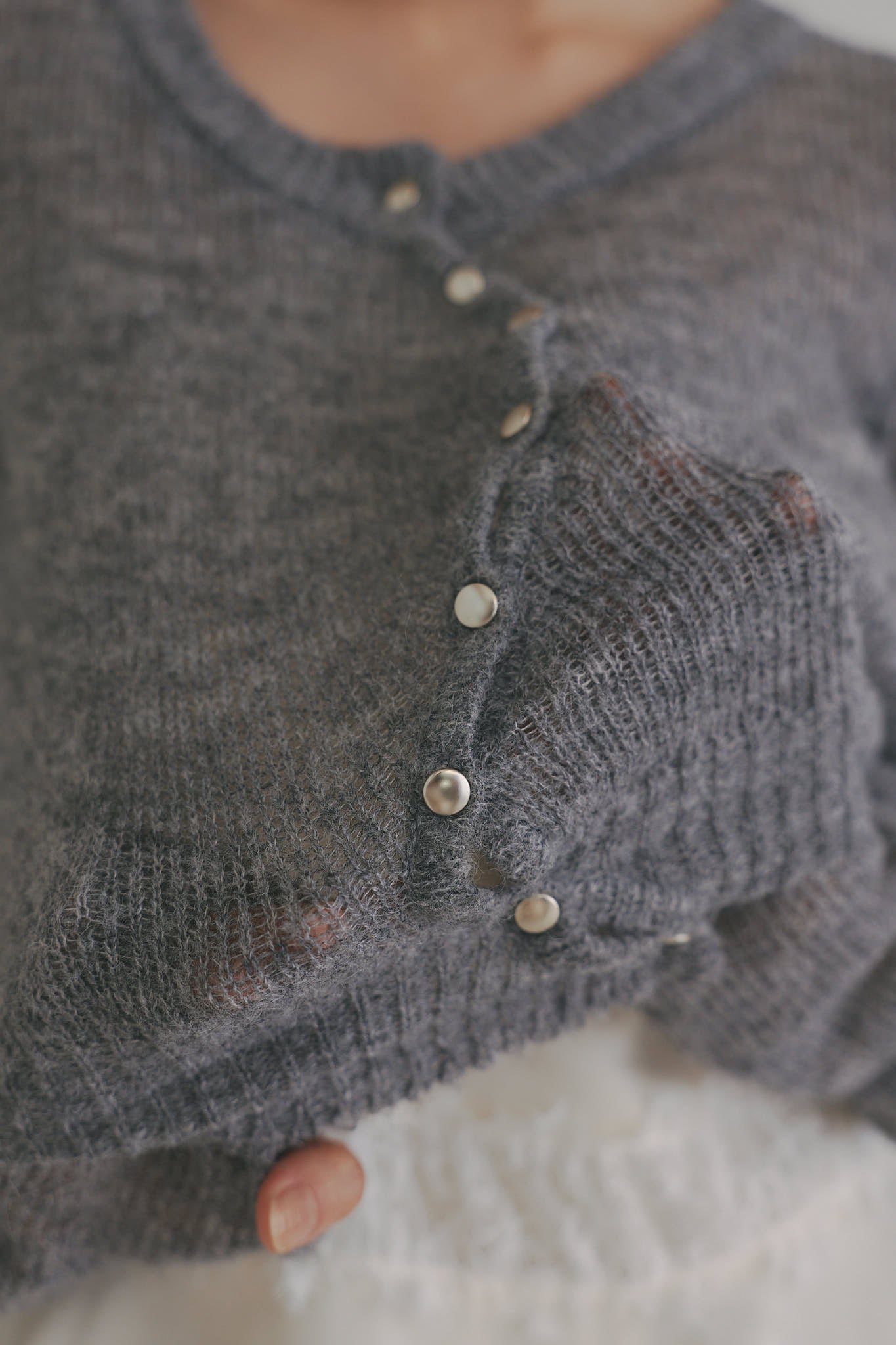 wave design sheer knit