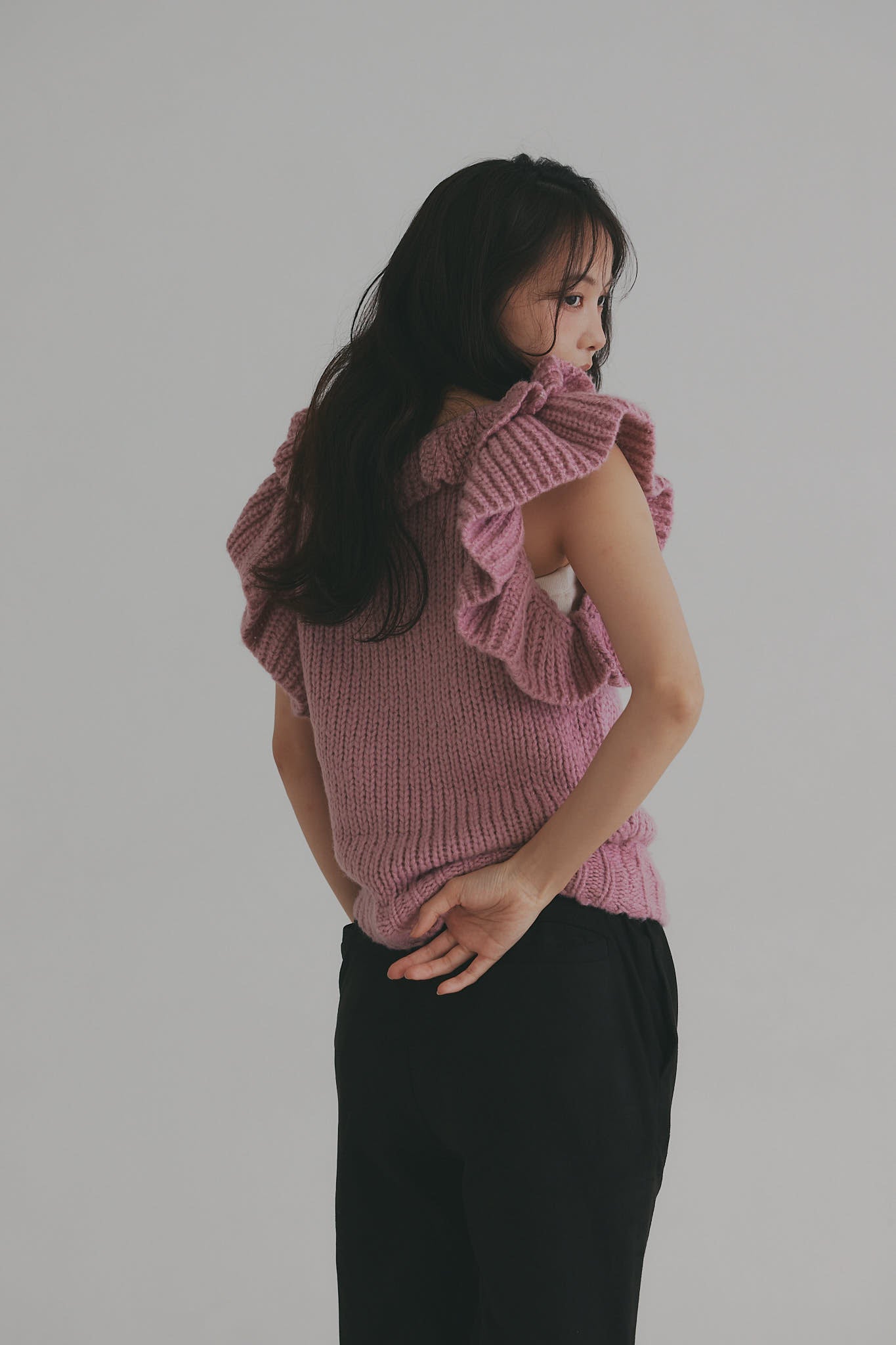 frill neck petal knit