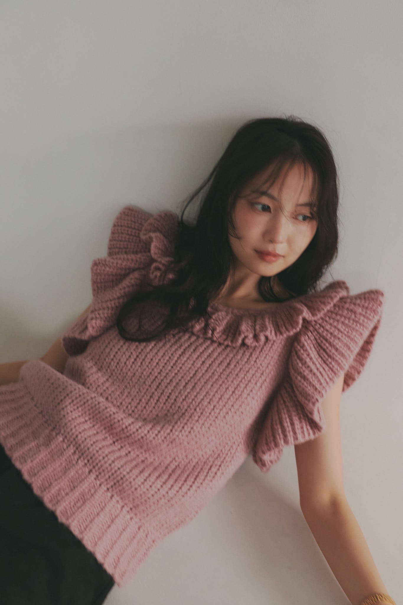 frill neck petal knit