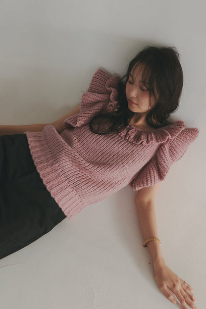 frill neck petal knit